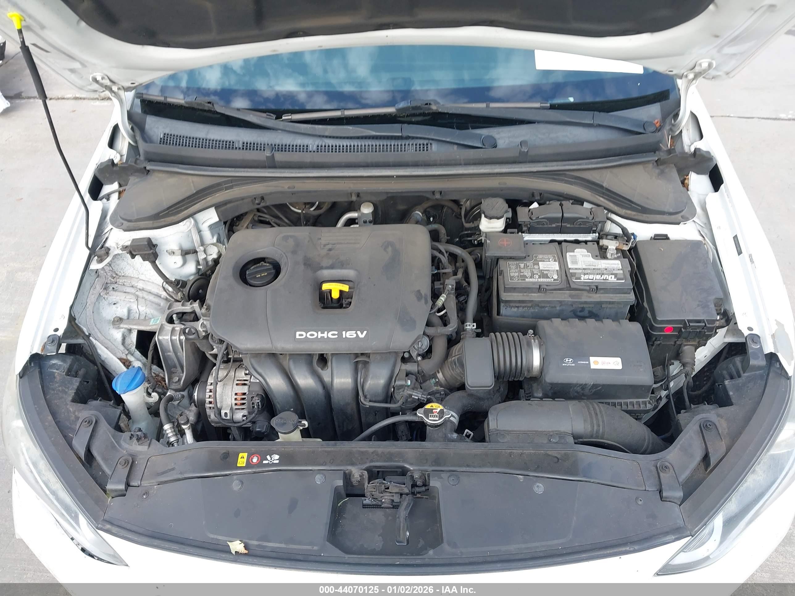 HYUNDAI ELANTRA image 10