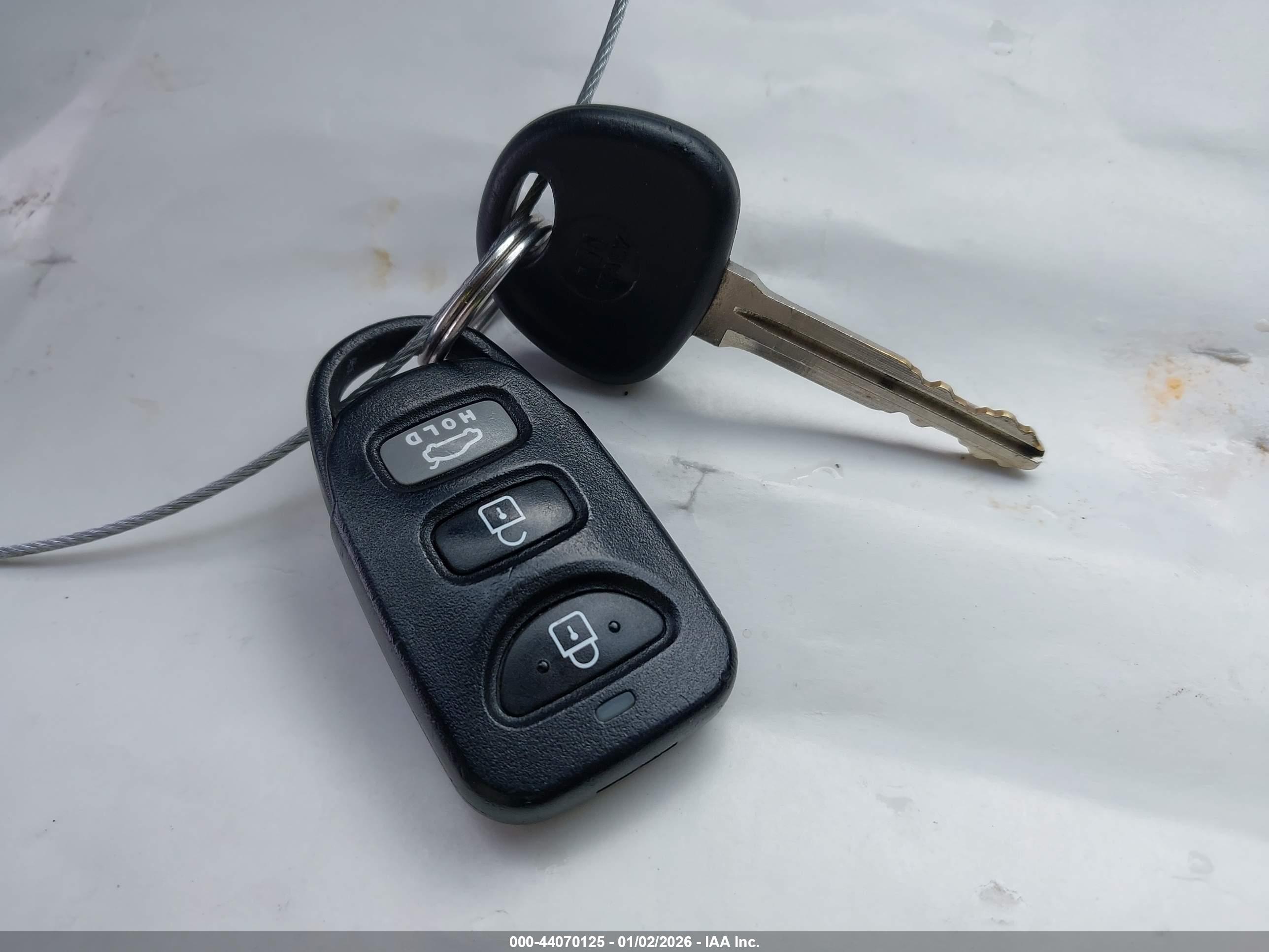 HYUNDAI ELANTRA image 11
