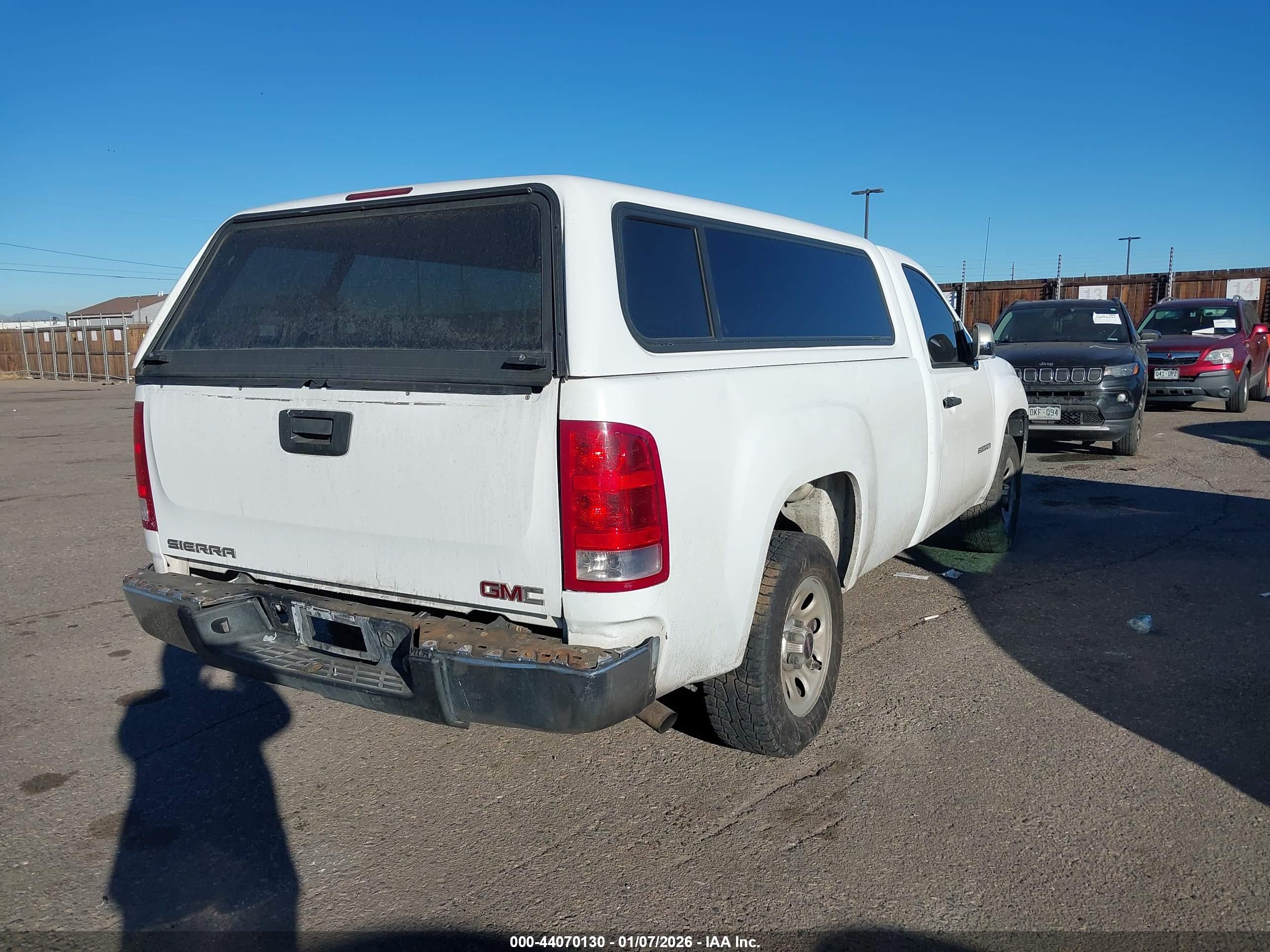 GMC SIERRA image 4