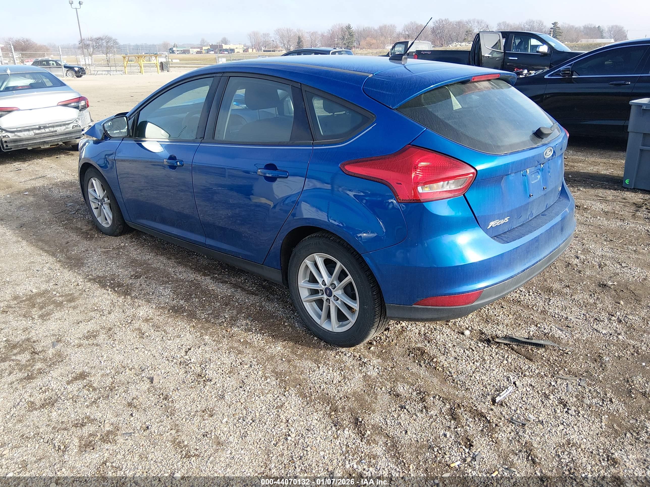 FORD FOCUS image 3
