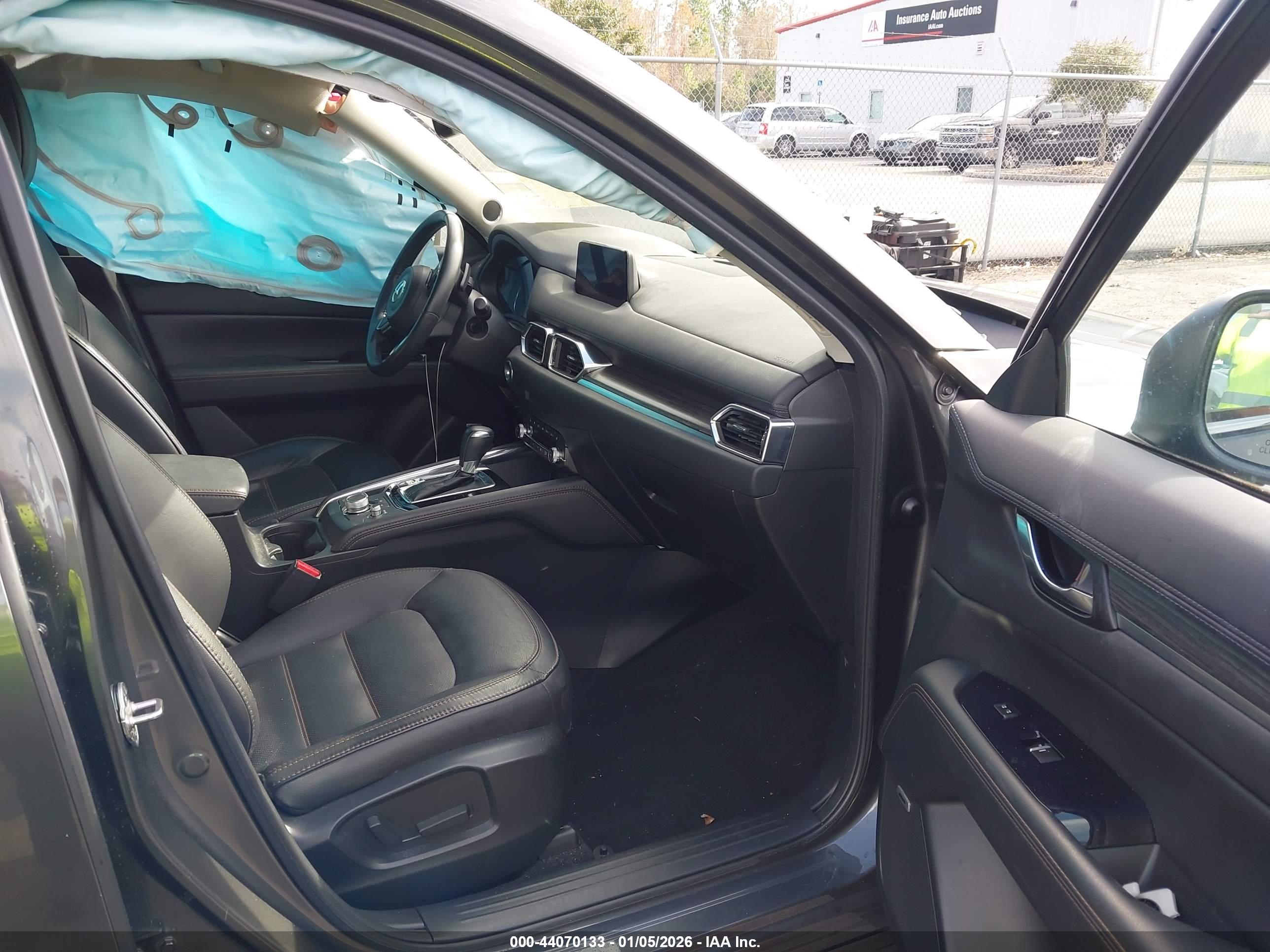 MAZDA CX-5 image 5