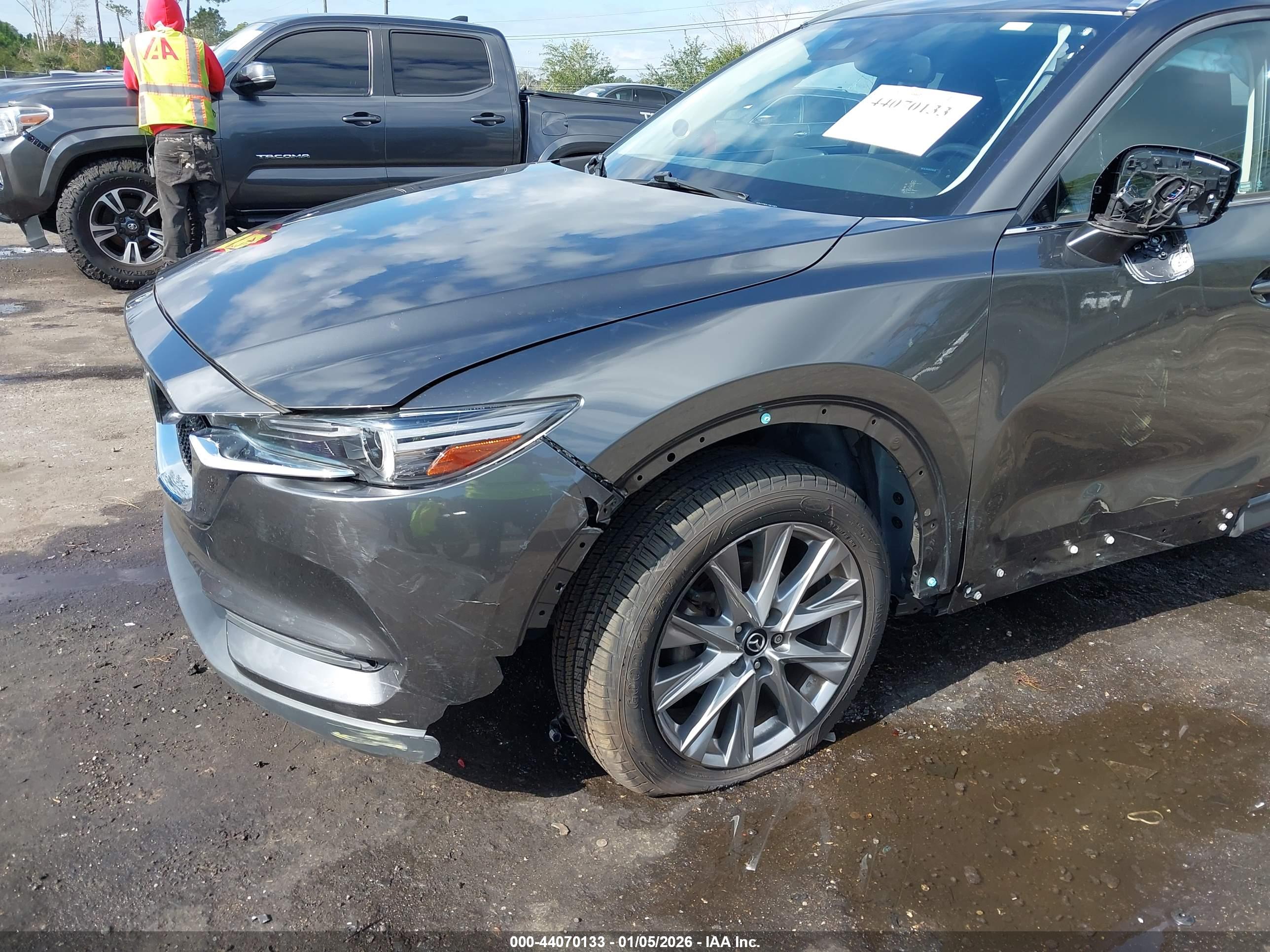MAZDA CX-5 image 6
