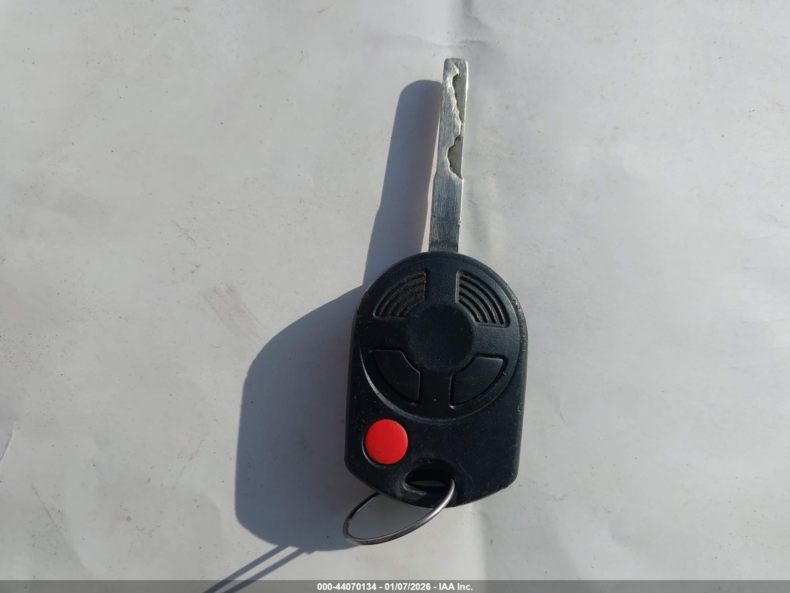 FORD ESCAPE image 11