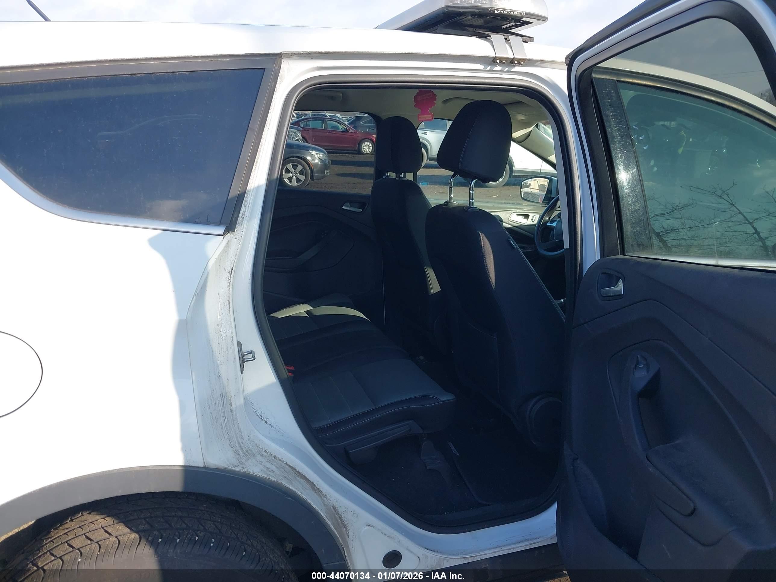 FORD ESCAPE image 8