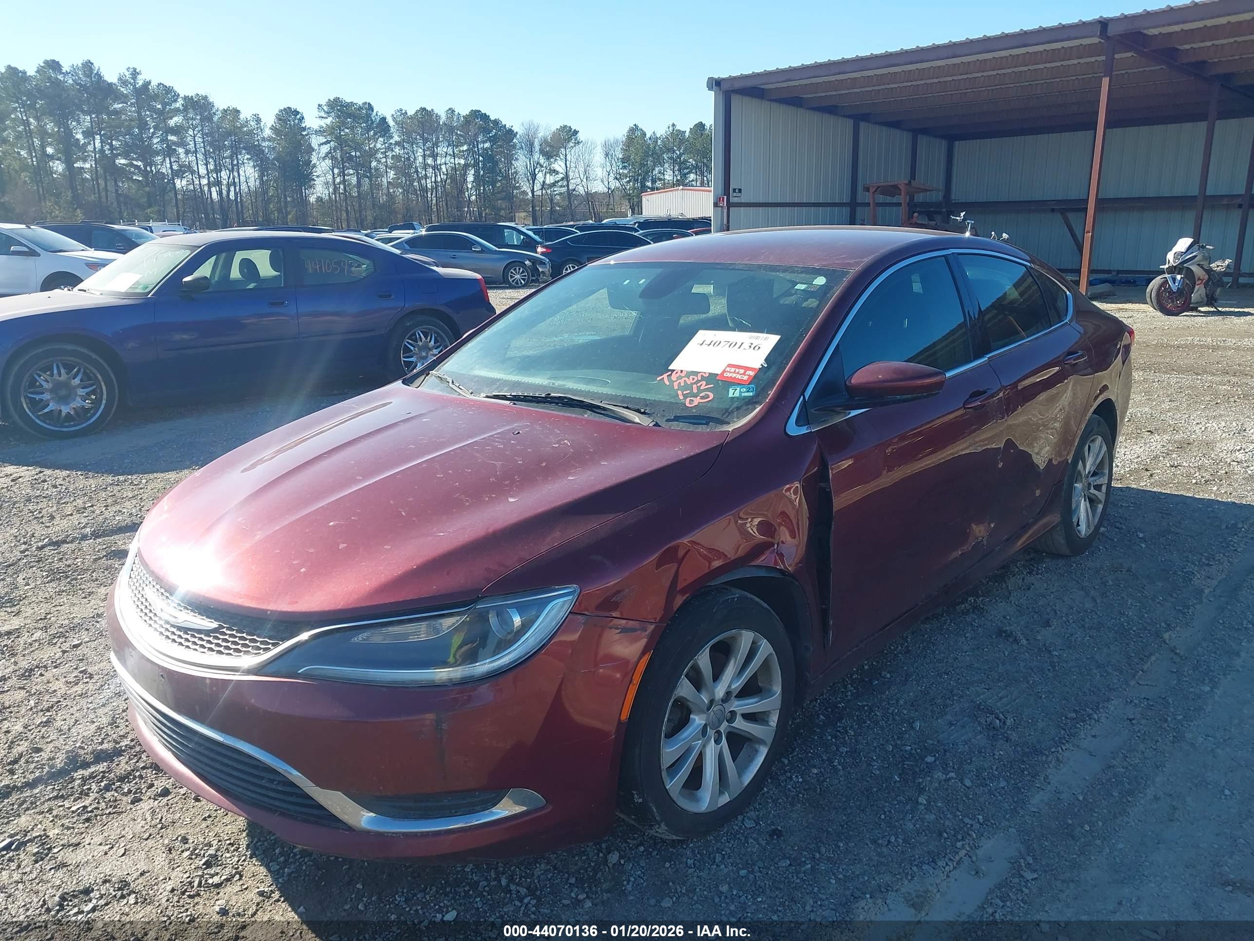 CHRYSLER 200 image 6