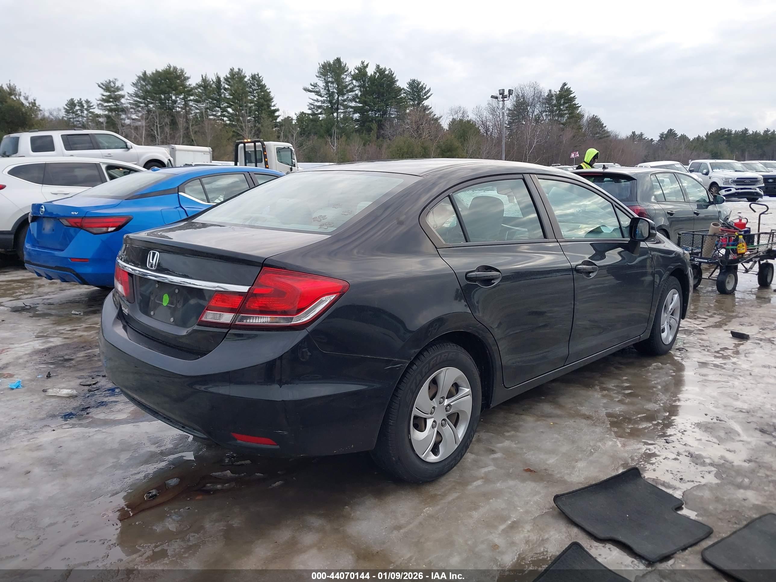 HONDA CIVIC image 4