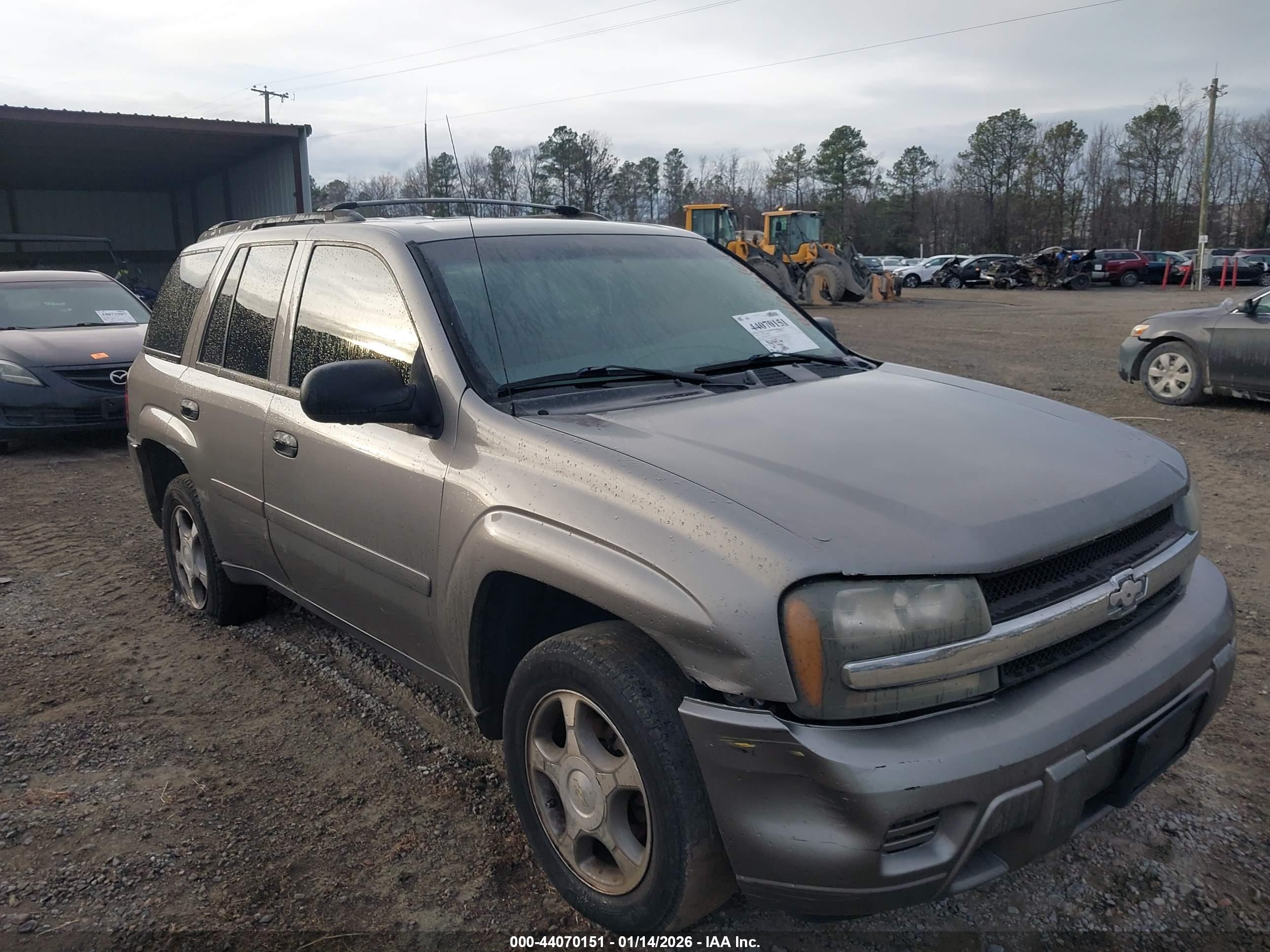 CHEVROLET TRAILBLAZER image 6