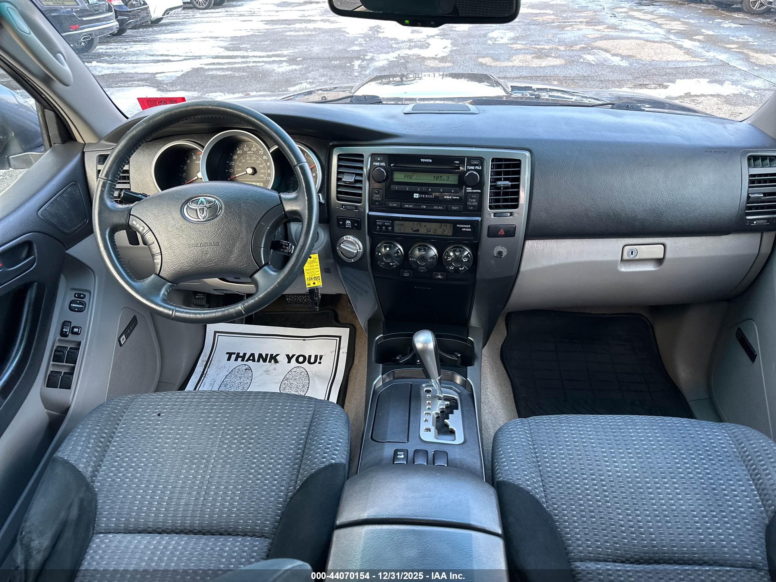 TOYOTA 4RUNNER image 6