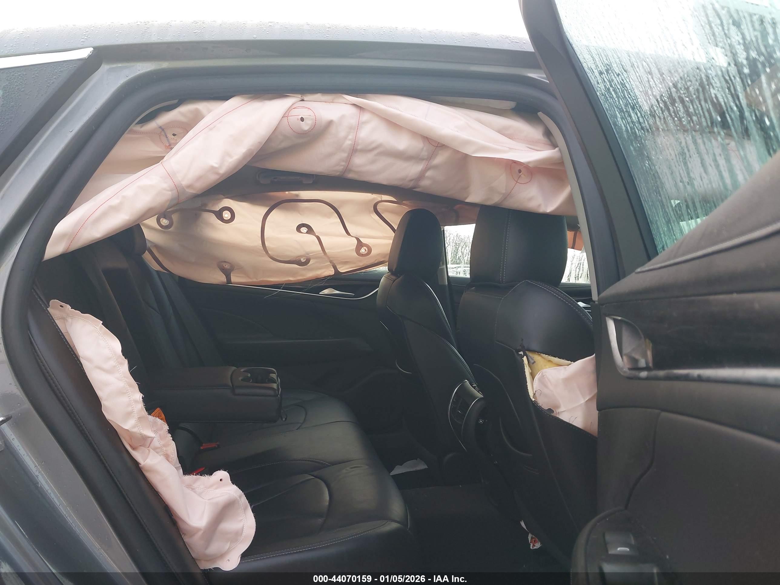 BUICK LACROSSE image 8