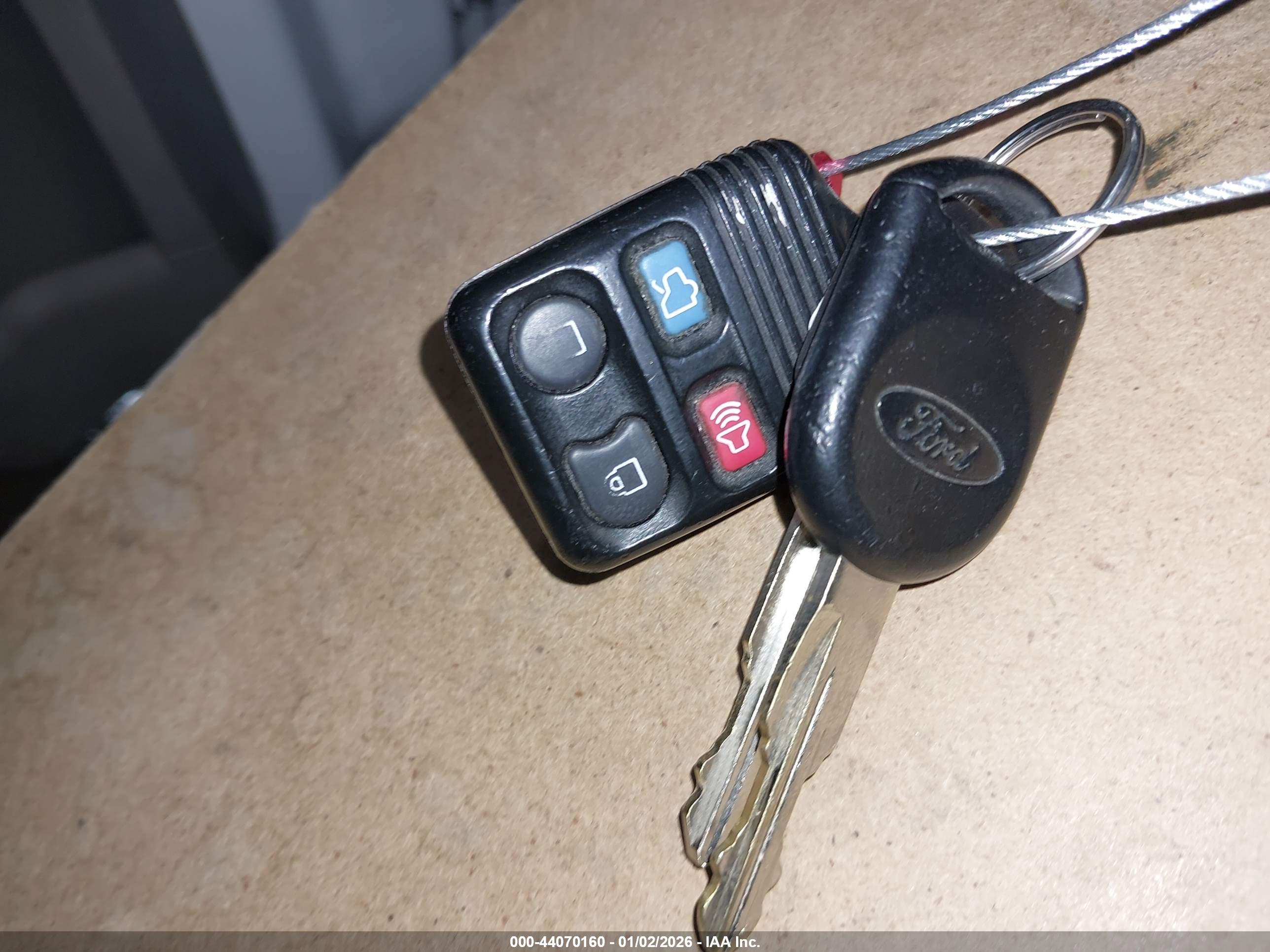FORD FOCUS image 11