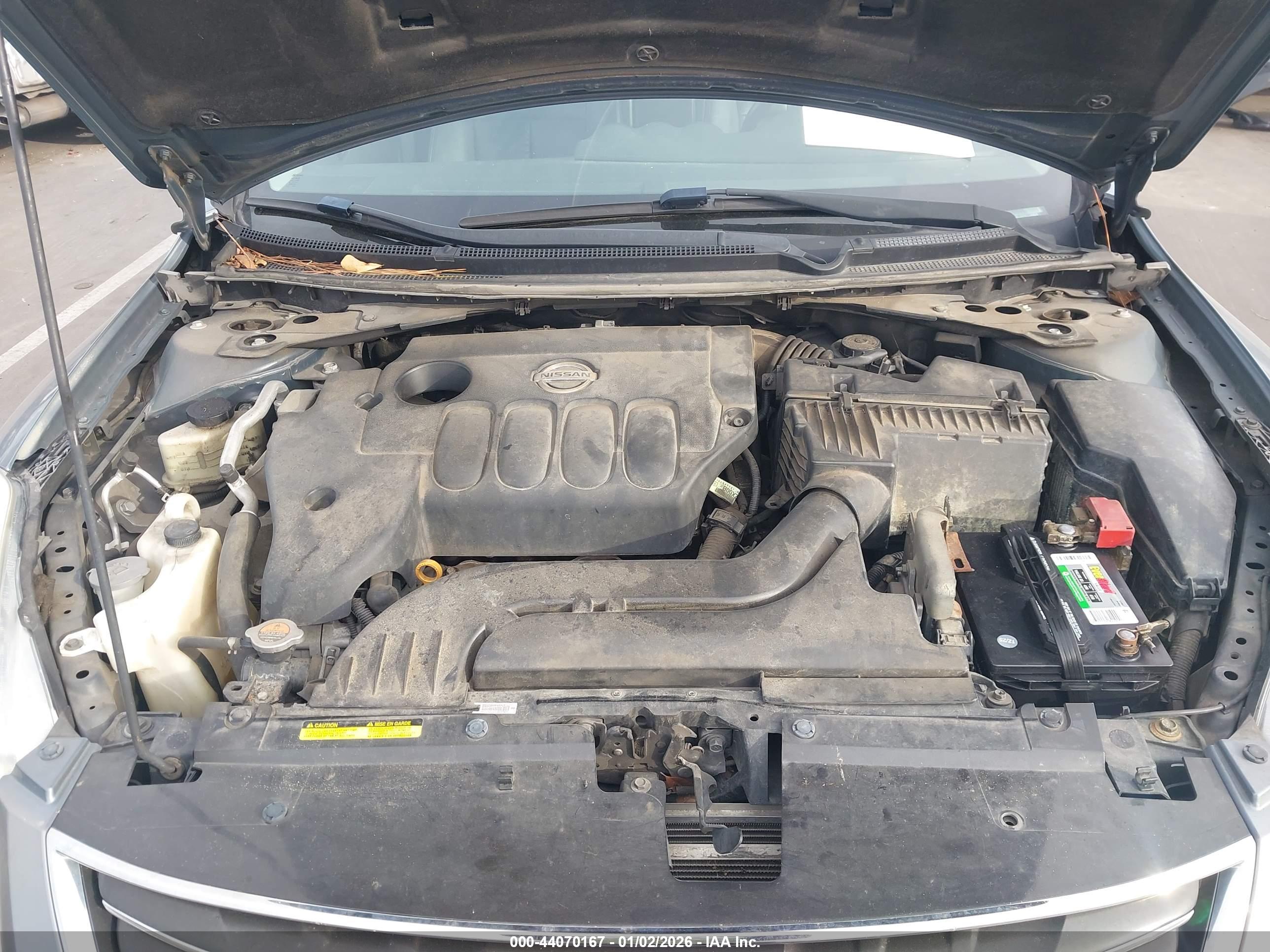NISSAN ALTIMA image 10