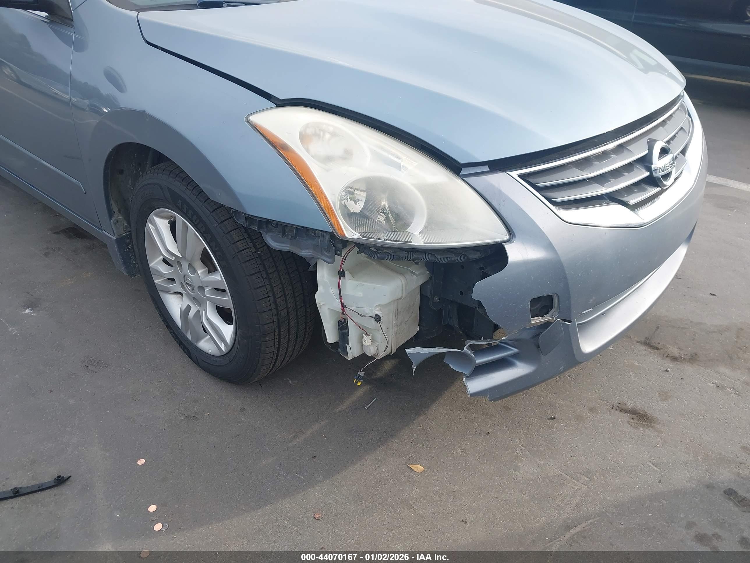 NISSAN ALTIMA image 6