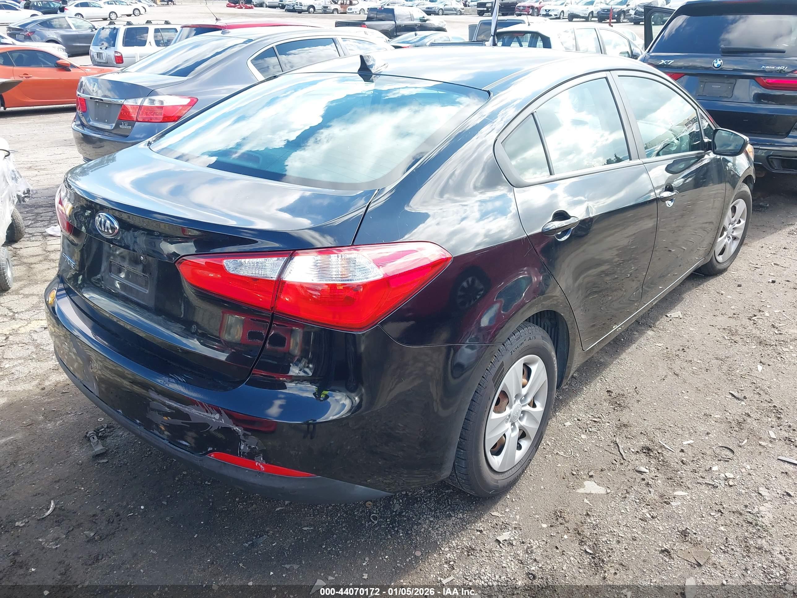 KIA FORTE image 4