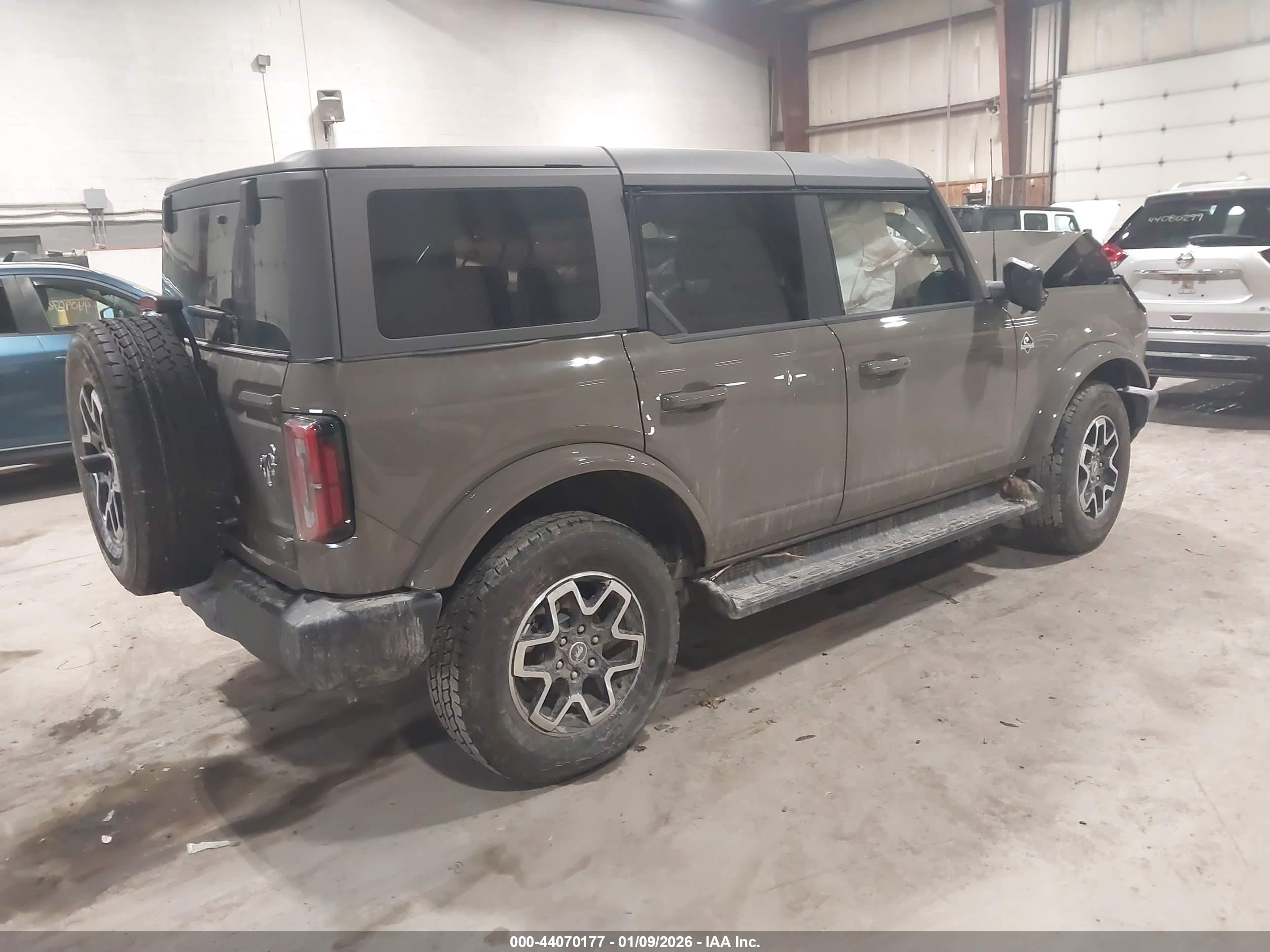 FORD BRONCO image 4