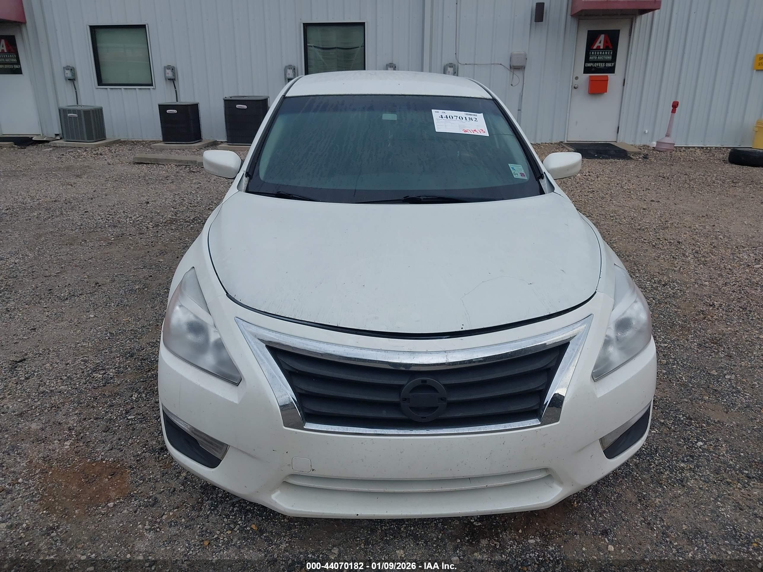 NISSAN ALTIMA image 6