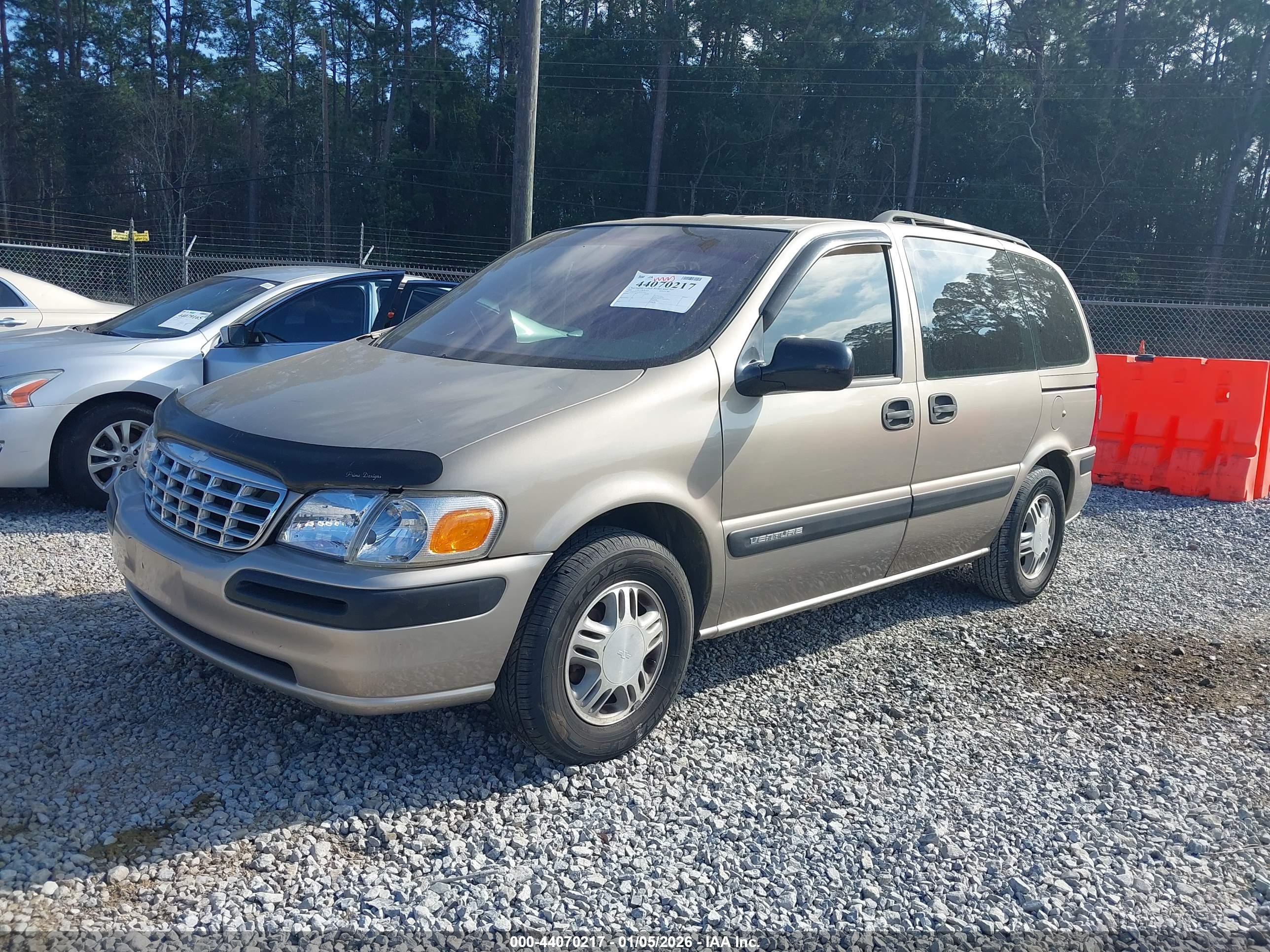 CHEVROLET VENTURE image 2