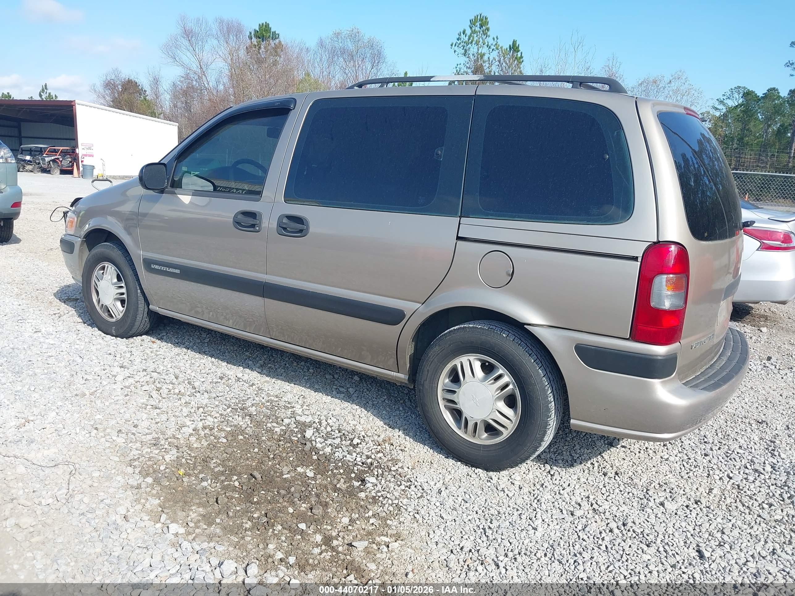 CHEVROLET VENTURE image 3
