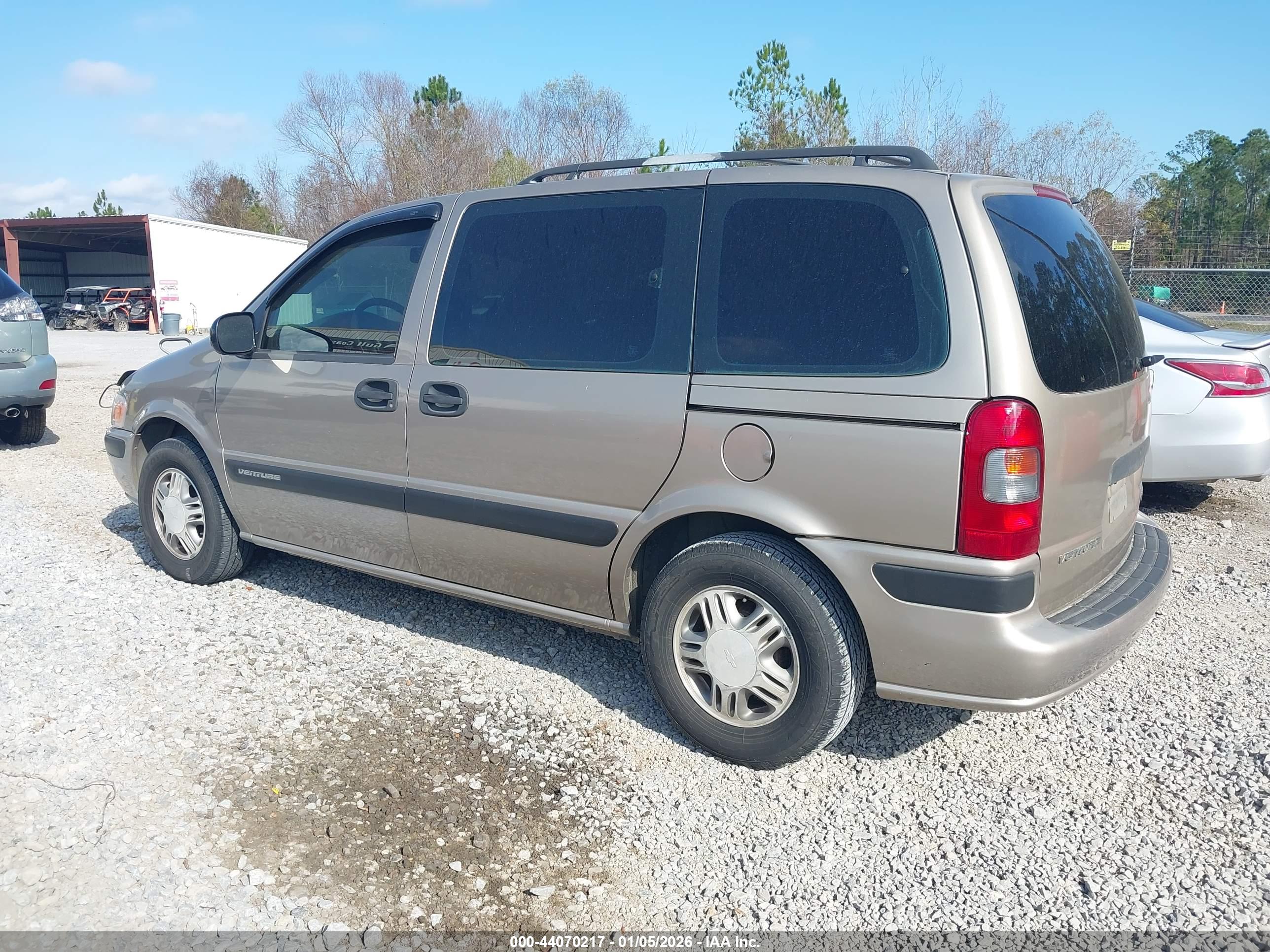 CHEVROLET VENTURE image 6