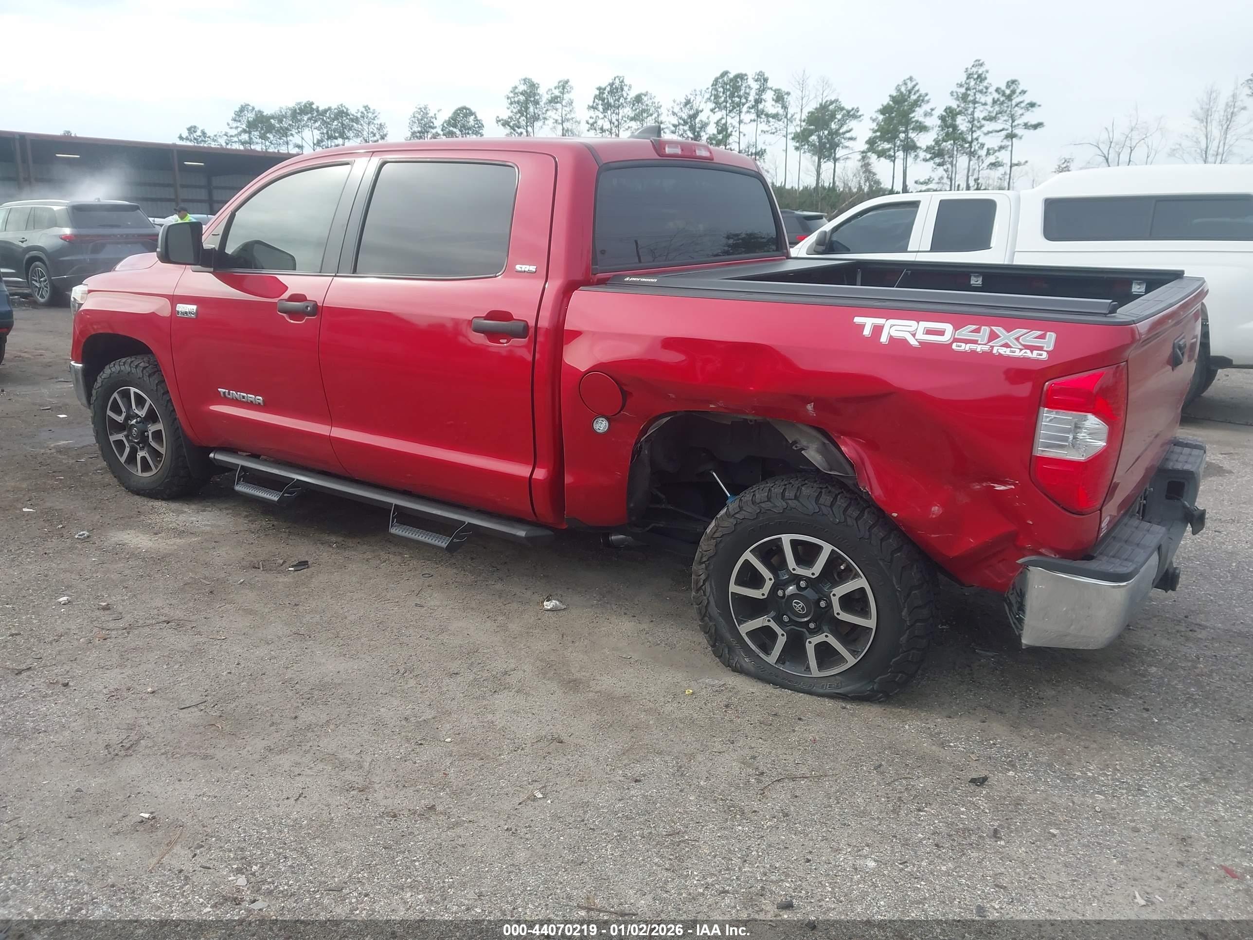 TOYOTA TUNDRA image 3