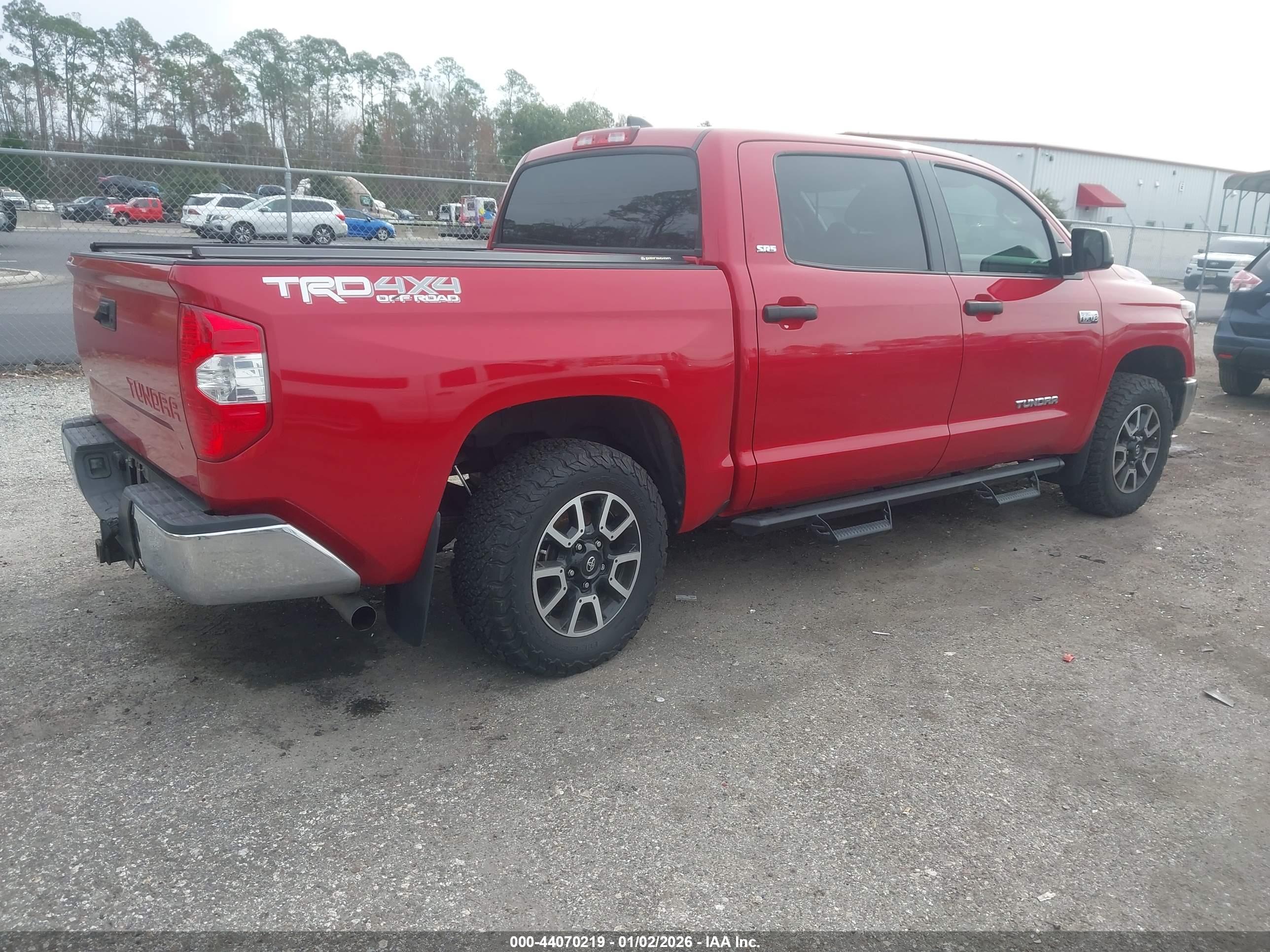 TOYOTA TUNDRA image 4