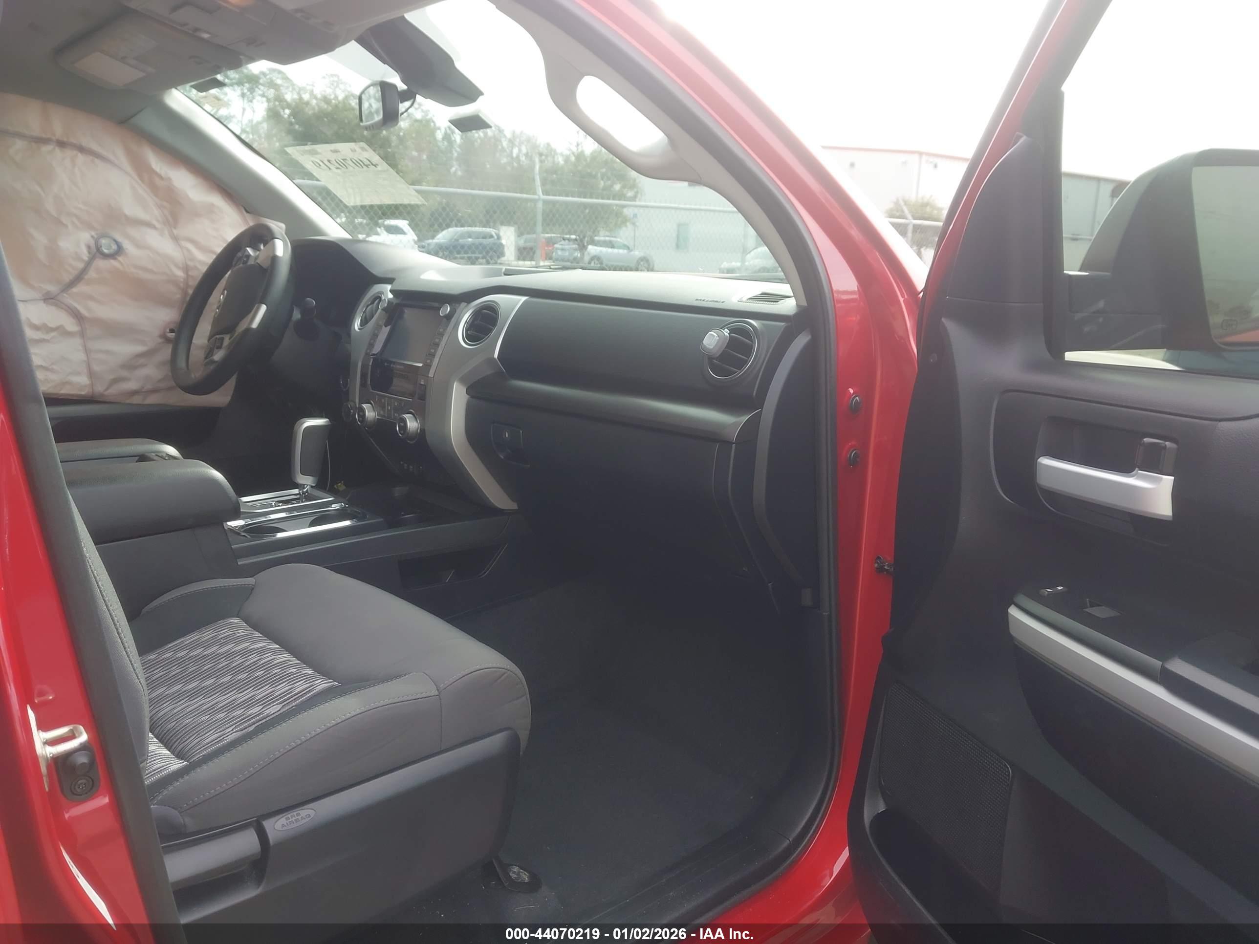 TOYOTA TUNDRA image 5