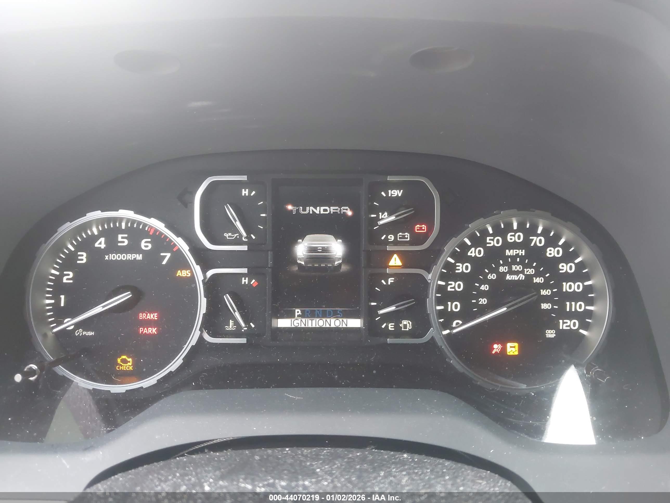 TOYOTA TUNDRA image 7