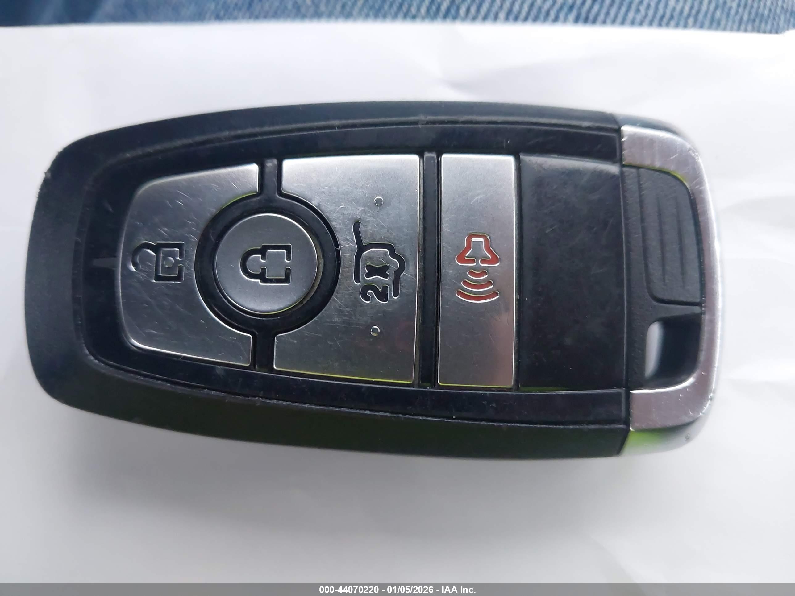 FORD EXPEDITION image 11