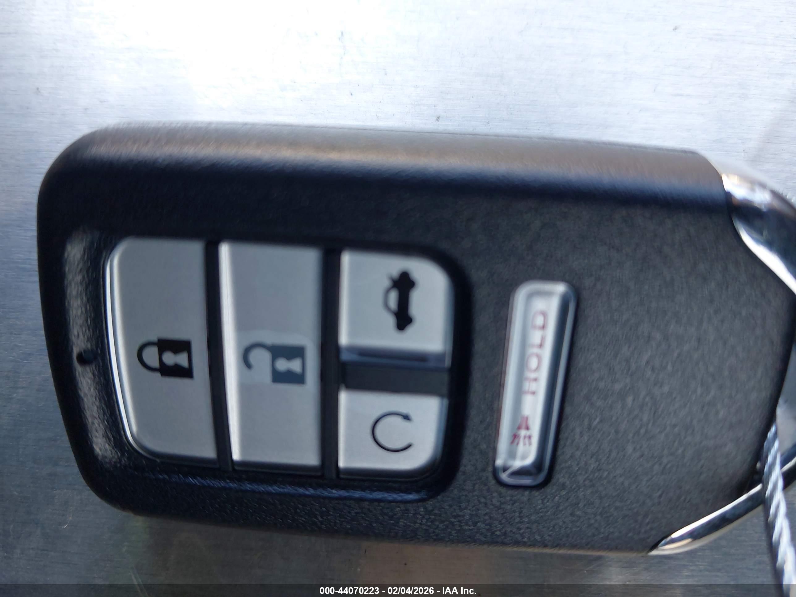 HONDA ACCORD image 11
