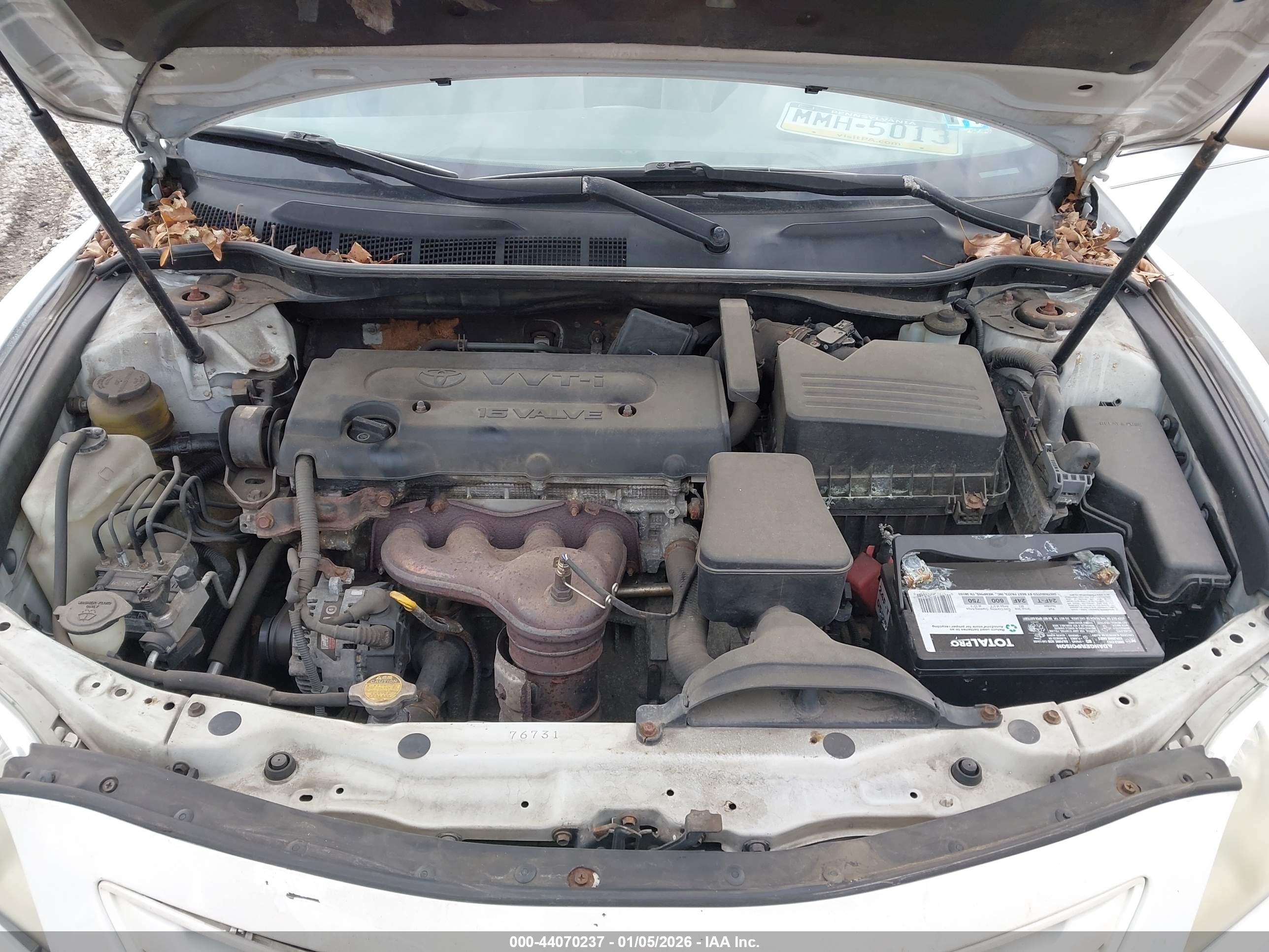 TOYOTA CAMRY image 10
