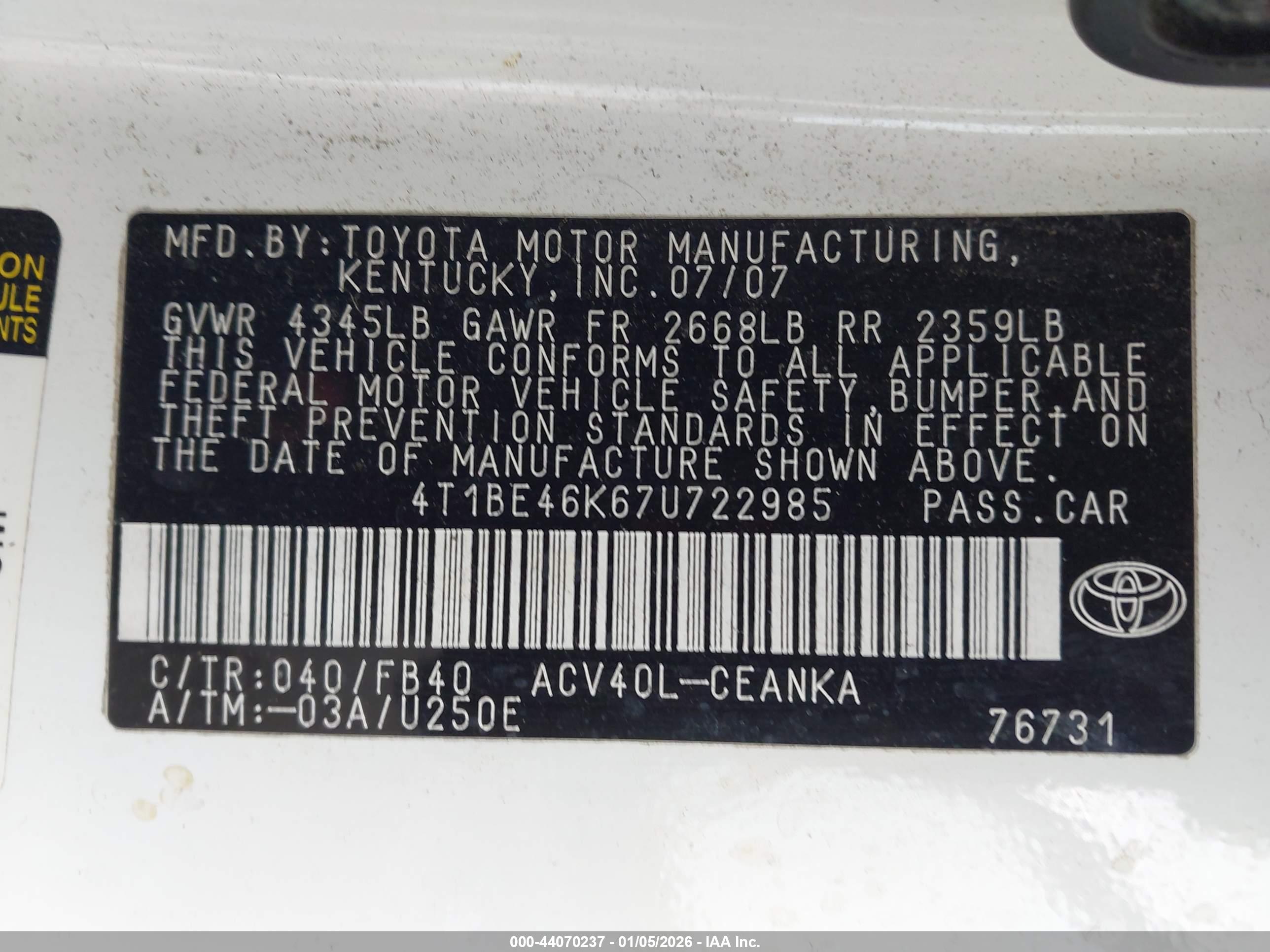 TOYOTA CAMRY image 9
