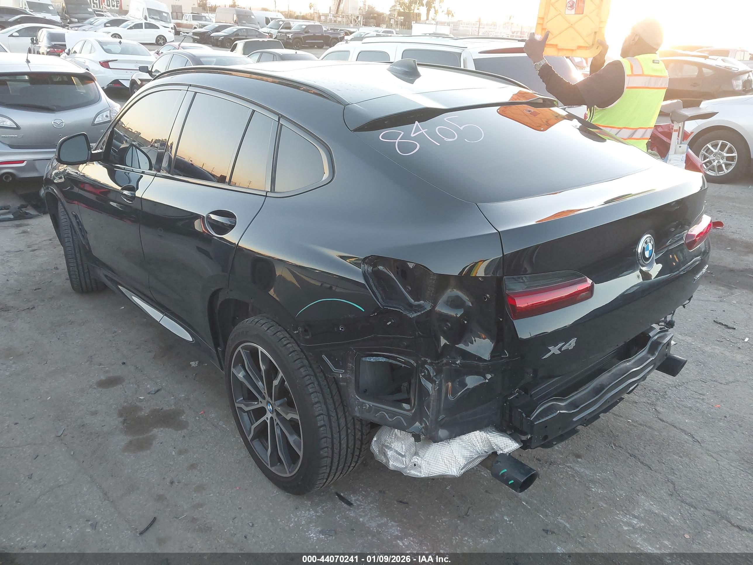 BMW X4 image 3