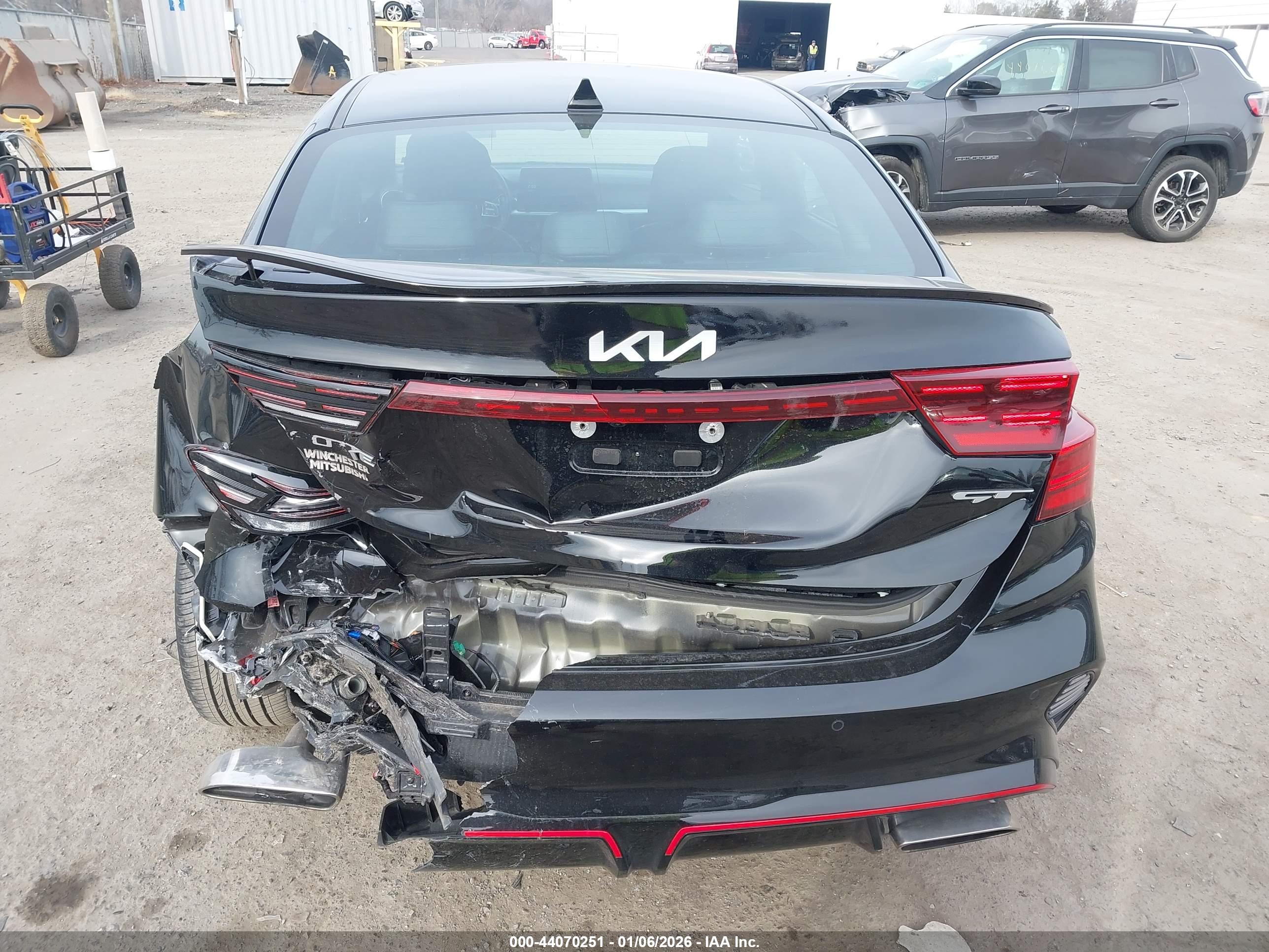 KIA FORTE image 6