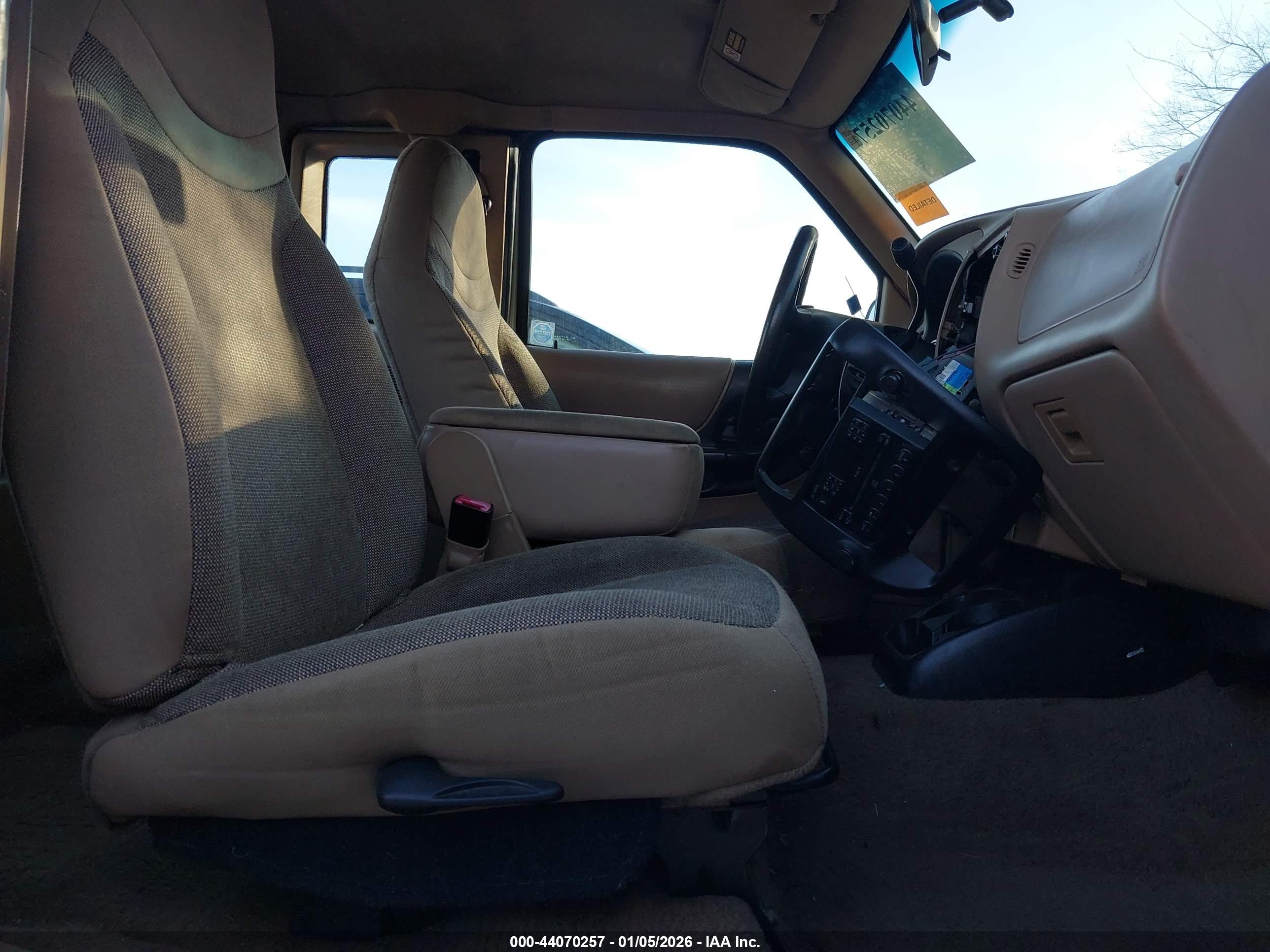 FORD RANGER image 5