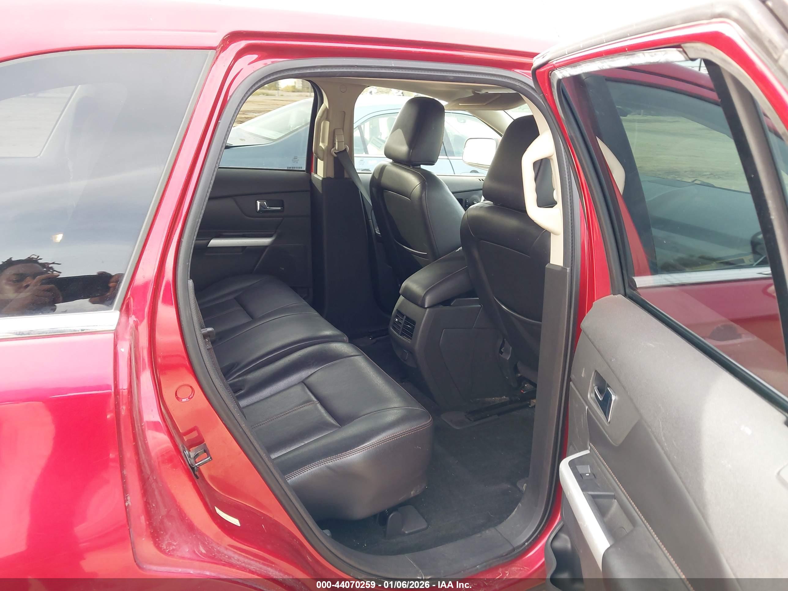 FORD EDGE image 8