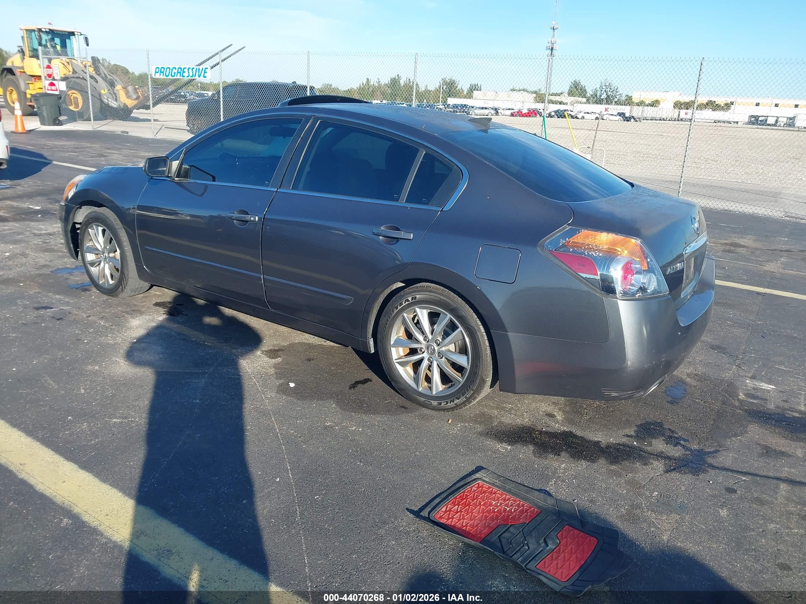 NISSAN ALTIMA image 3