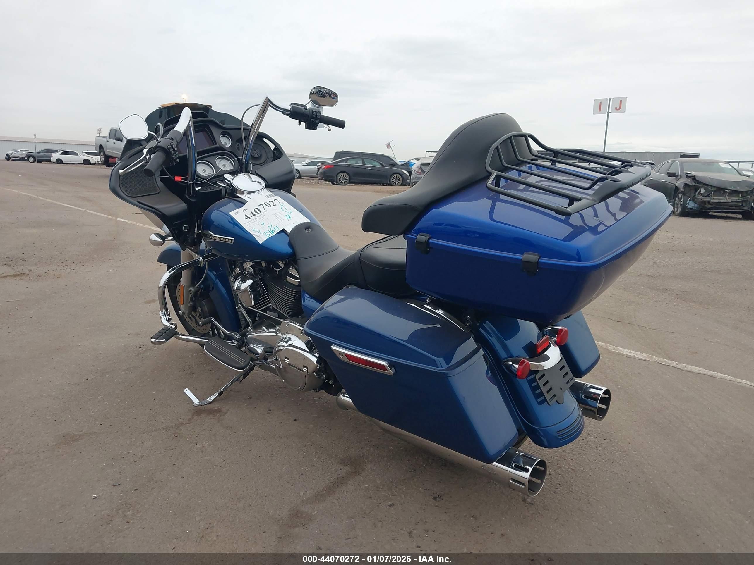 HARLEY-DAVIDSON FLTRX image 3
