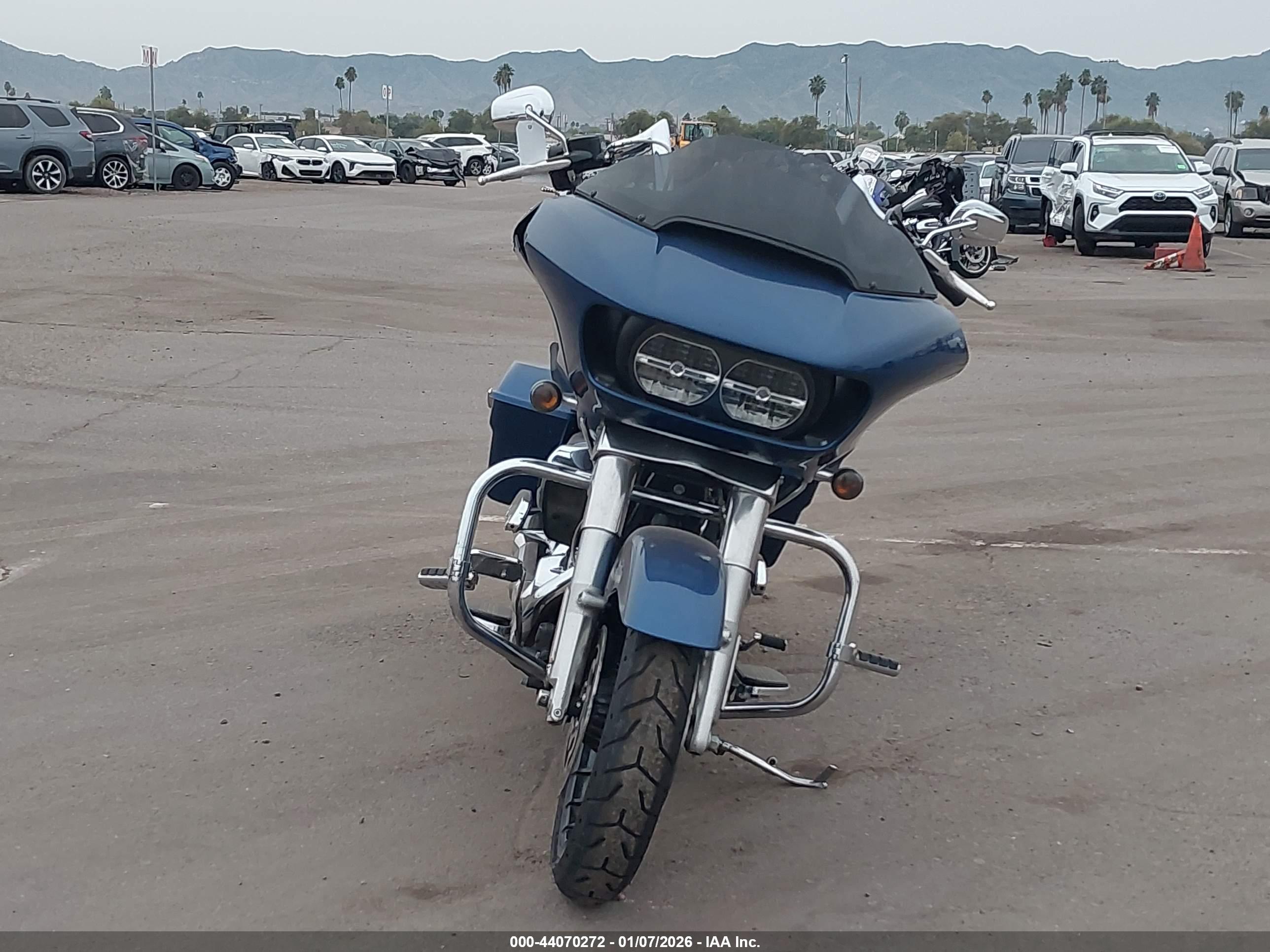 HARLEY-DAVIDSON FLTRX image 5