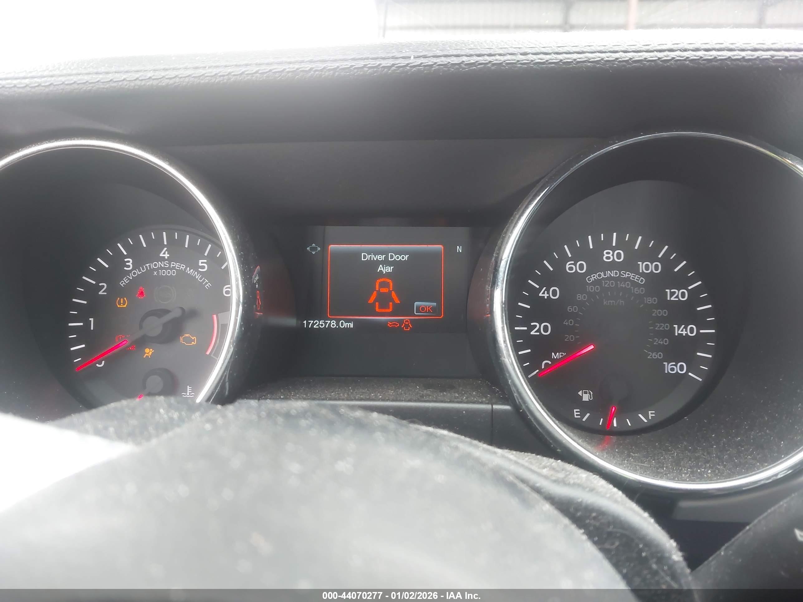 FORD MUSTANG image 7