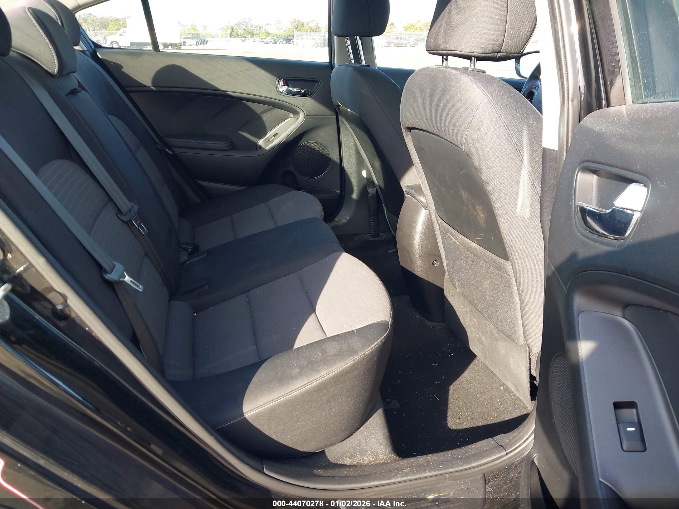 KIA FORTE image 8