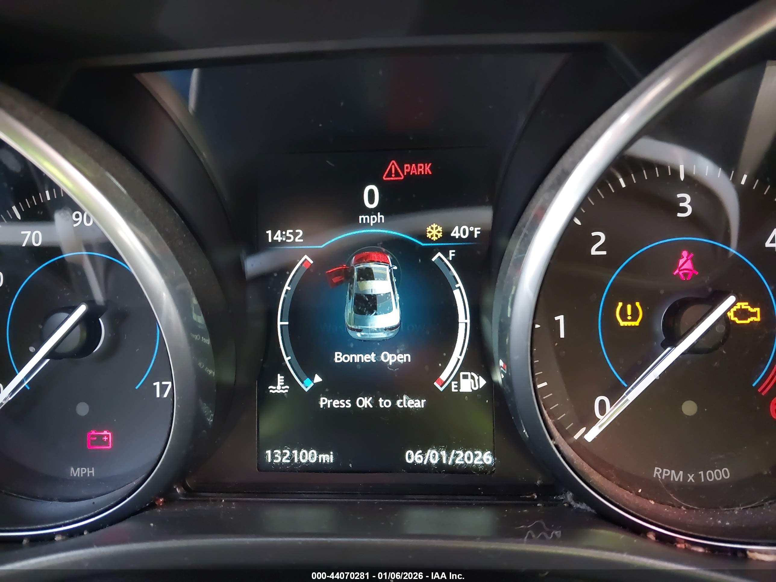 JAGUAR XE image 7