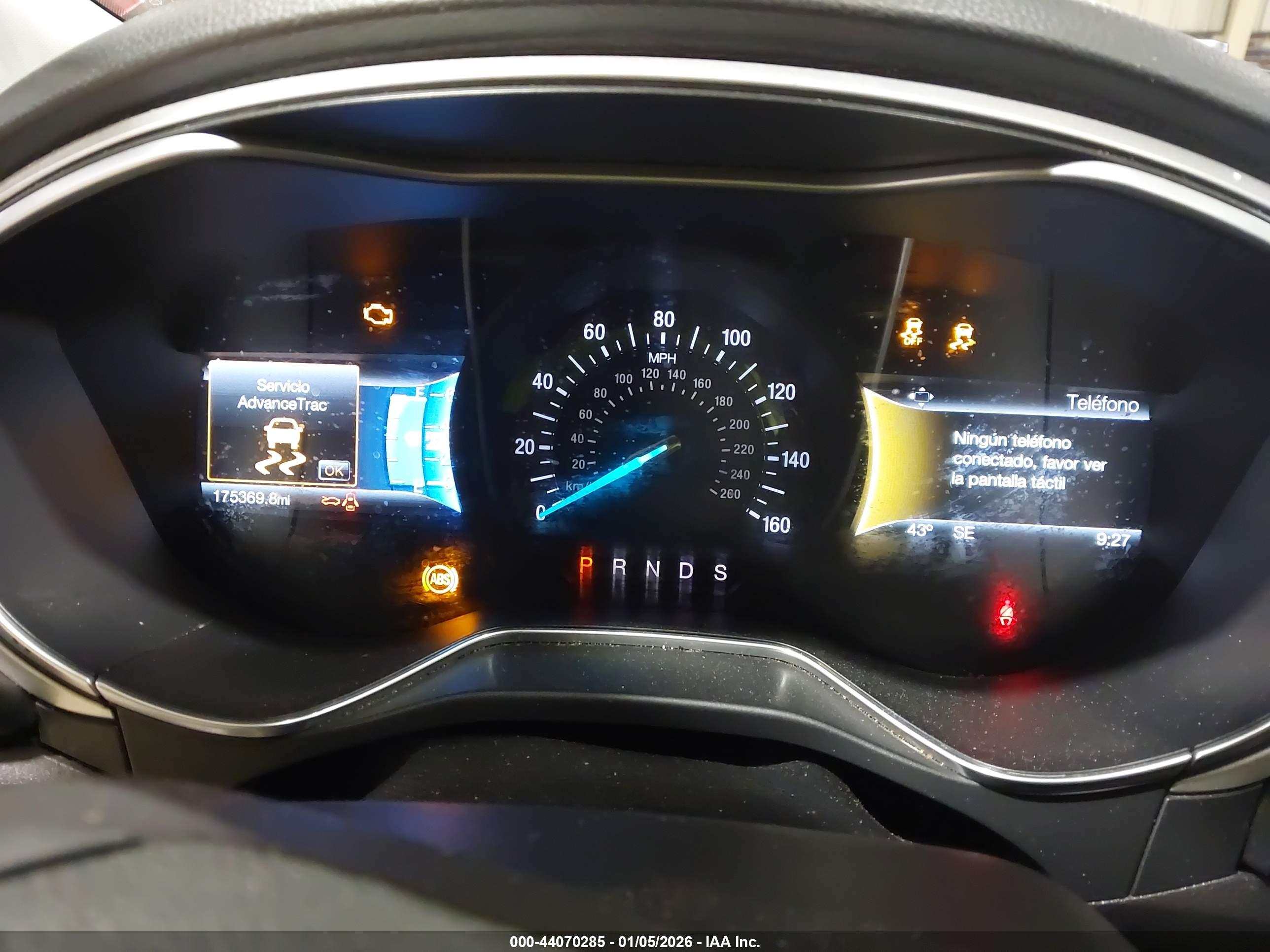 FORD FUSION image 7