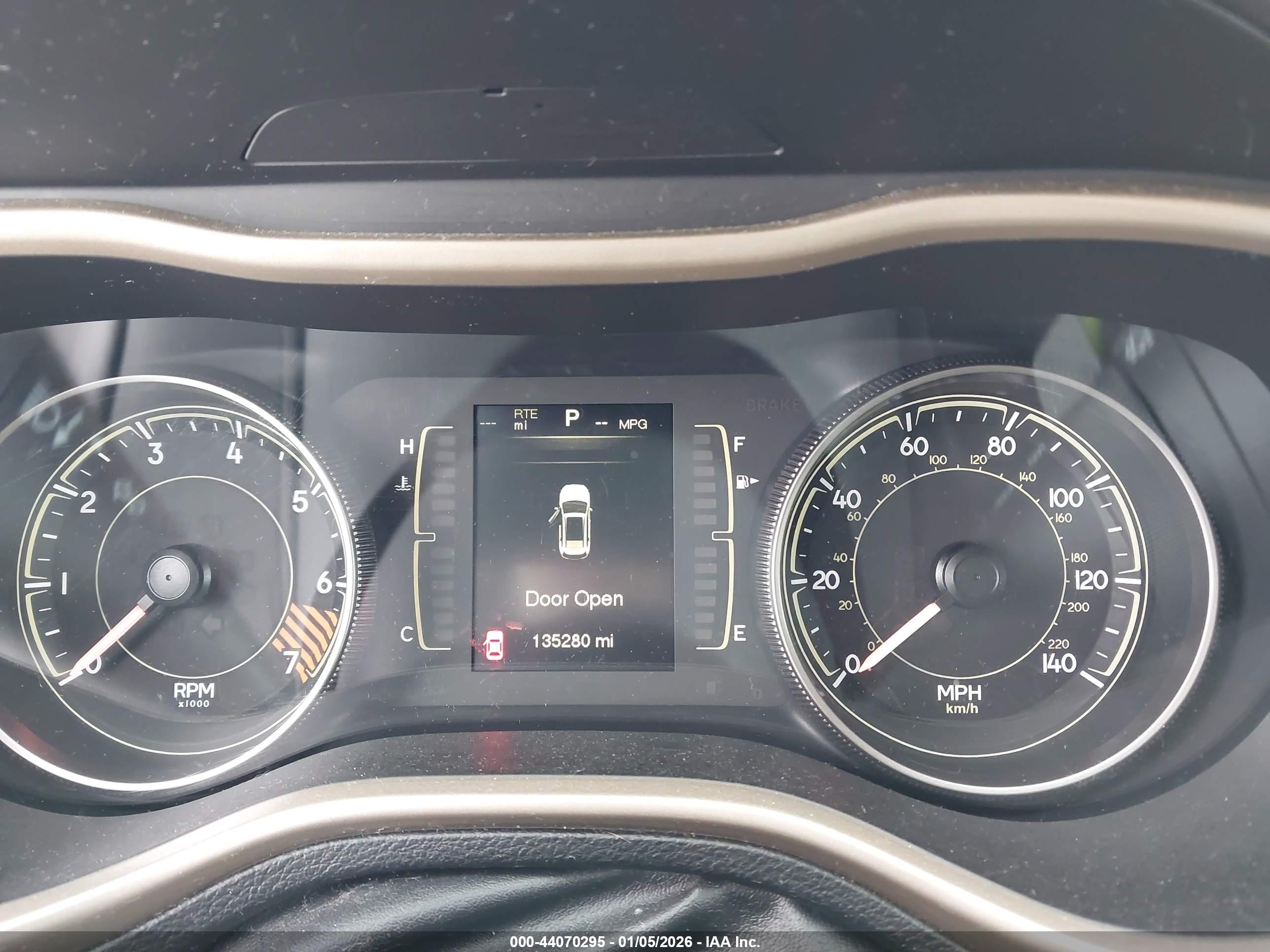 JEEP CHEROKEE image 7