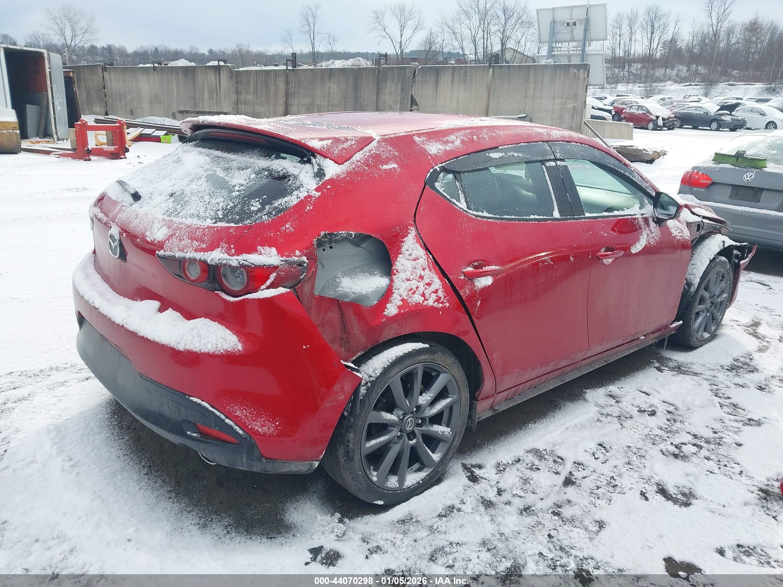 MAZDA MAZDA3 image 4