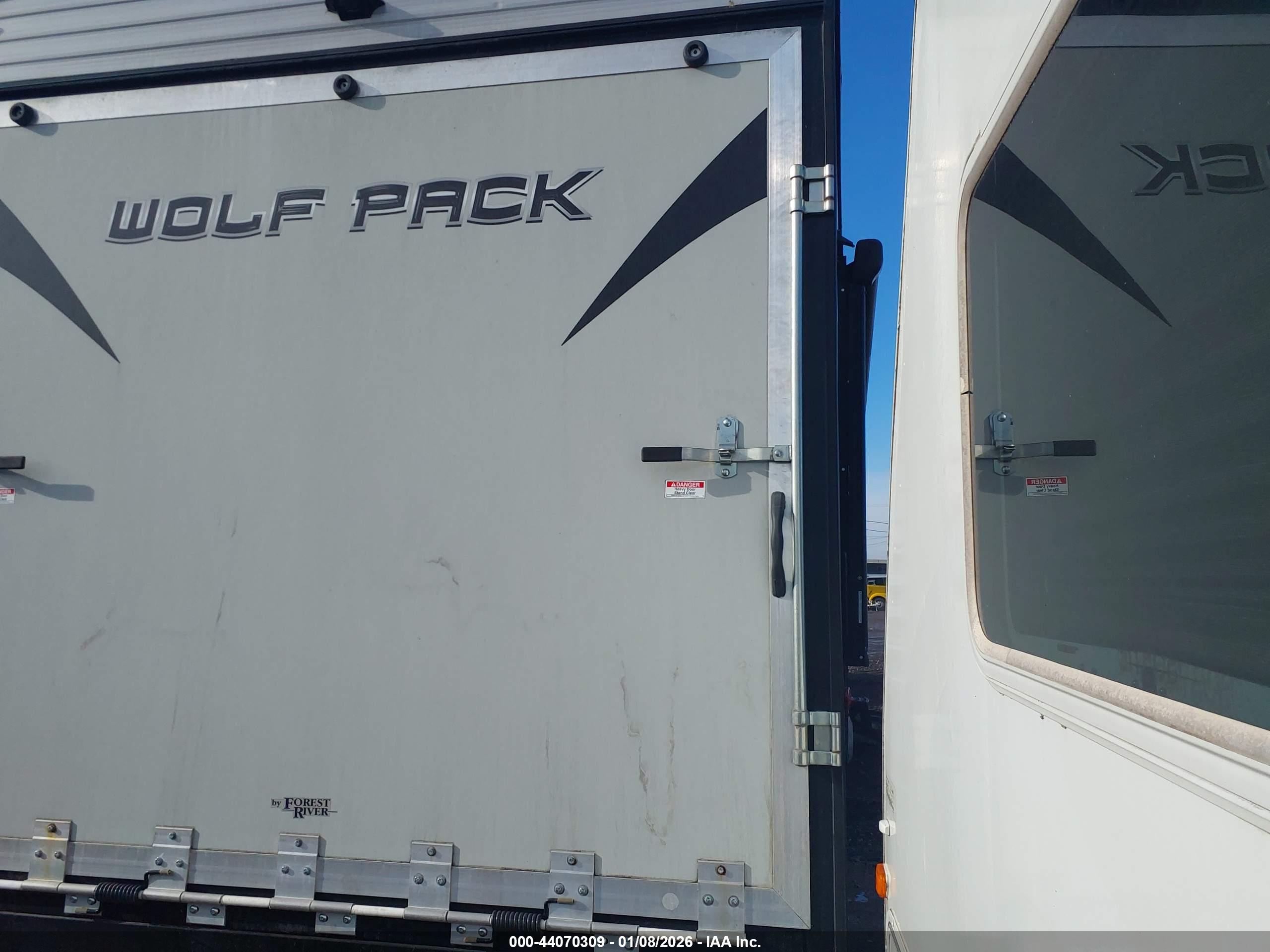 CHEROKEE WOLF image 4