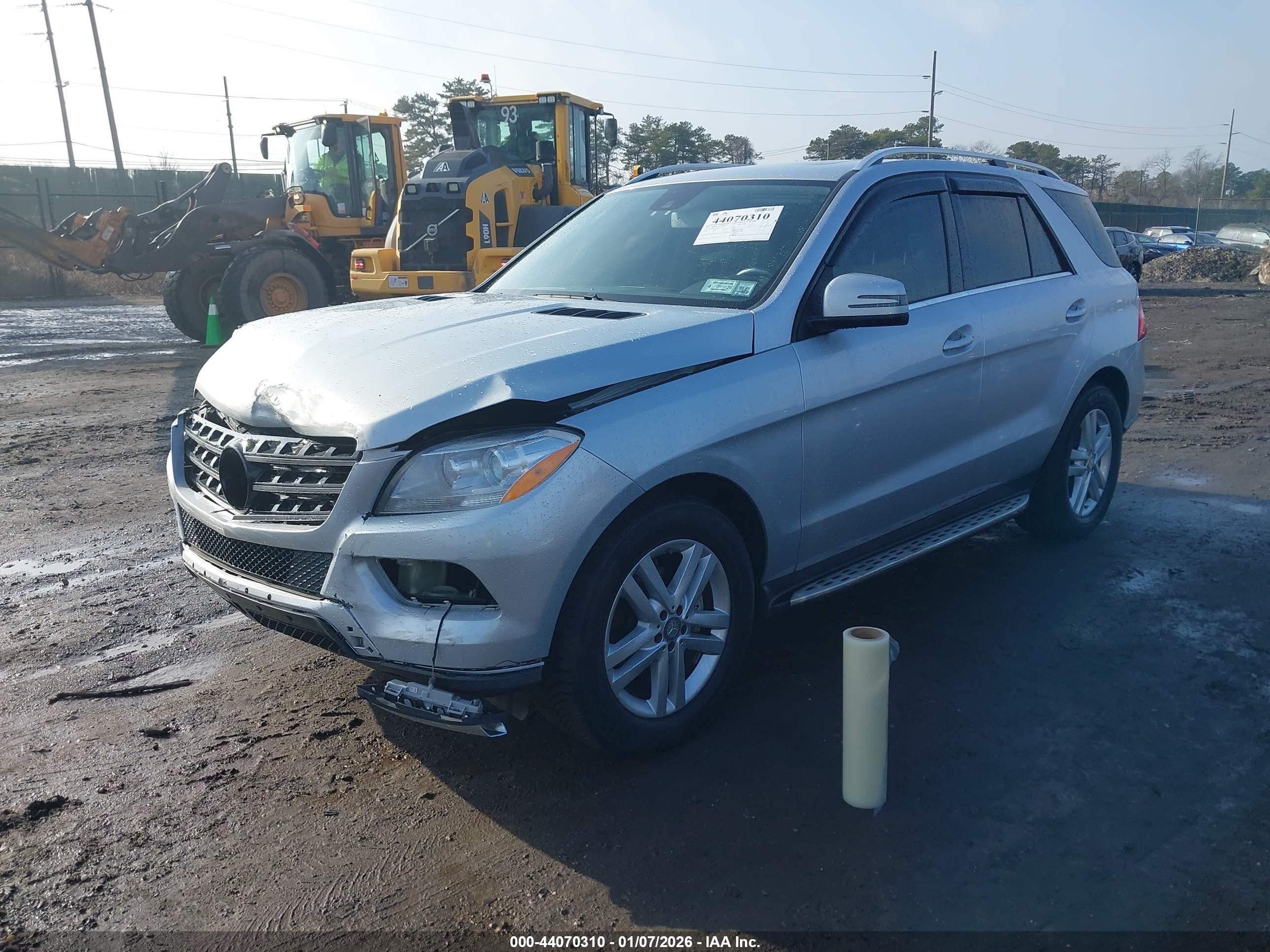 MERCEDES-BENZ ML image 2