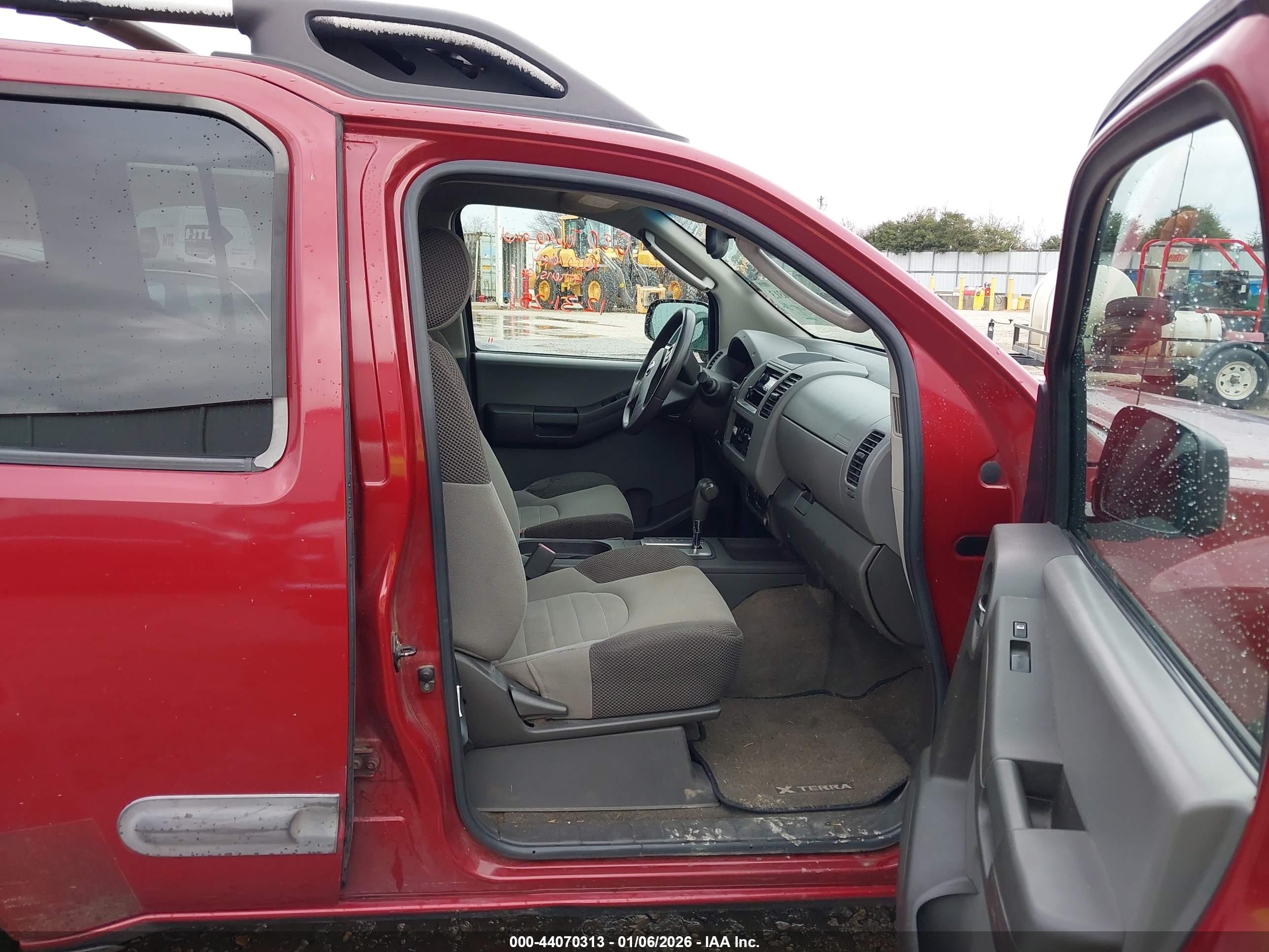NISSAN XTERRA image 5