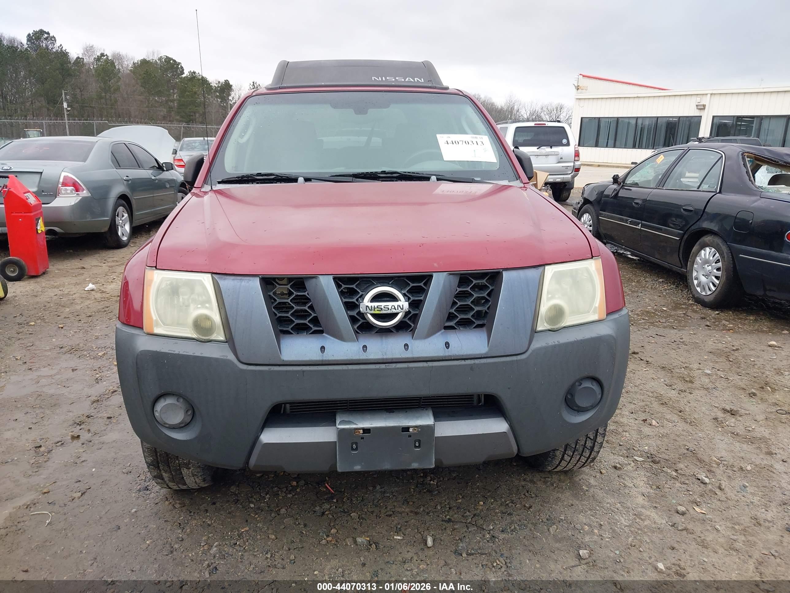 NISSAN XTERRA image 6