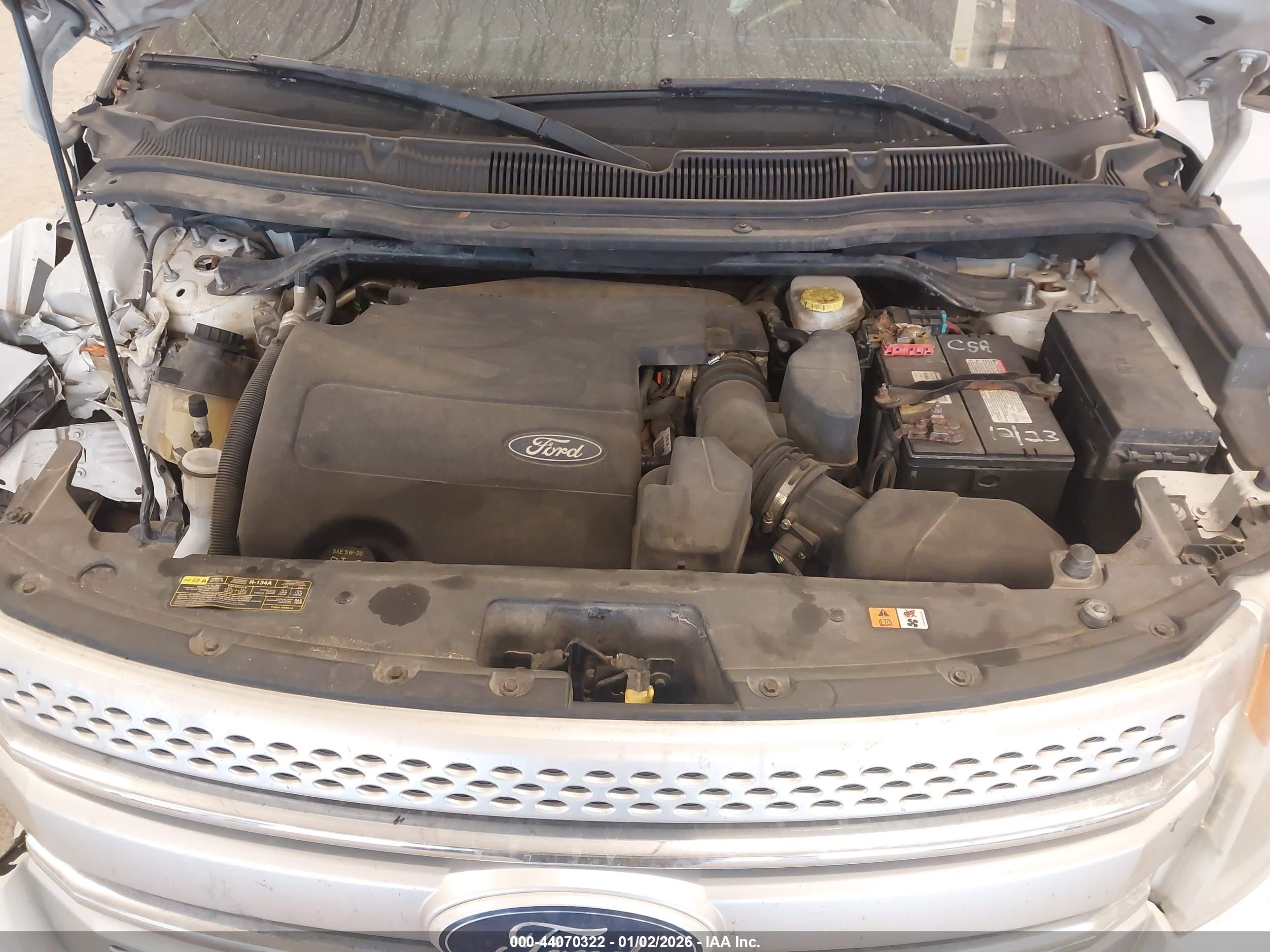 FORD EXPLORER image 10