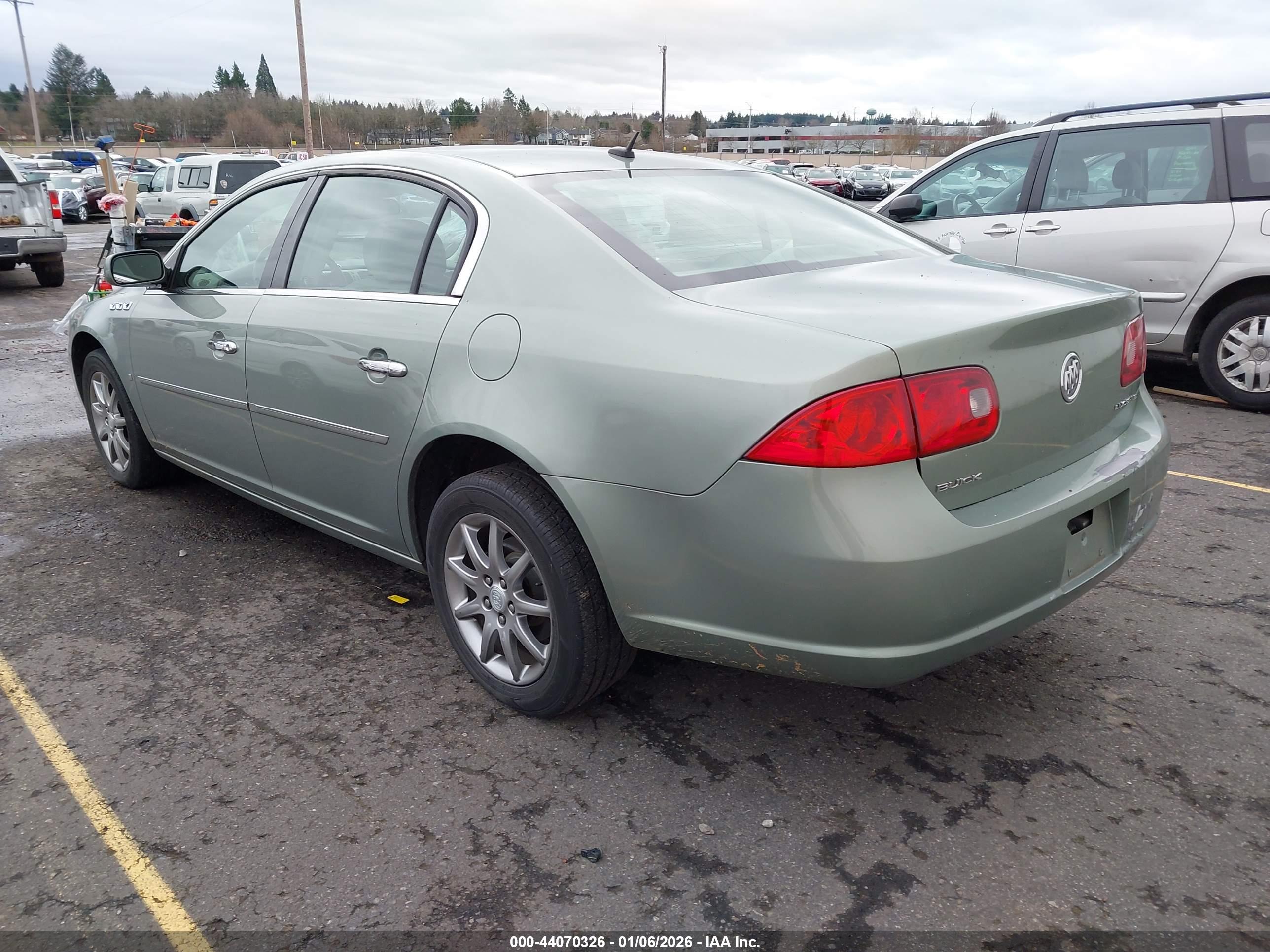 BUICK LUCERNE image 3