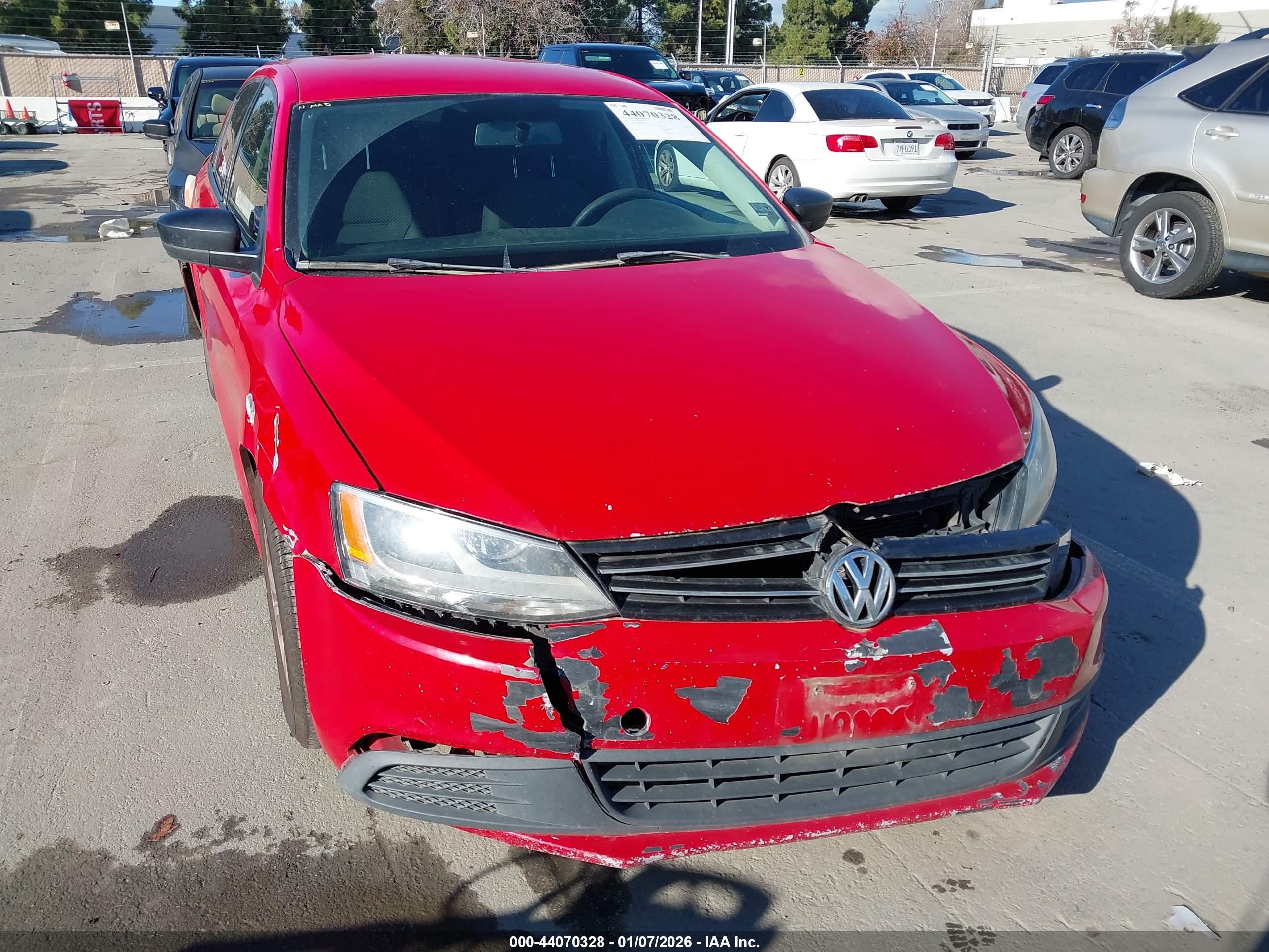 VOLKSWAGEN JETTA image 6